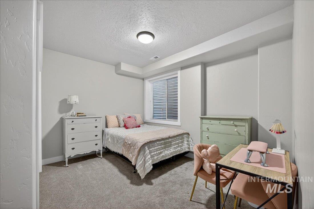 15111 Pinehurst Way, Caldwell, Idaho 83607, 5 Bedrooms, 2.5 Bathrooms, Residential For Sale, Price $1,099,000,MLS 98975283