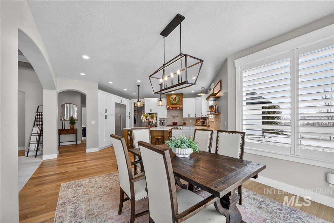 15111 Pinehurst Way, Caldwell, Idaho 83607, 5 Bedrooms, 2.5 Bathrooms, Residential For Sale, Price $1,099,000,MLS 98975283