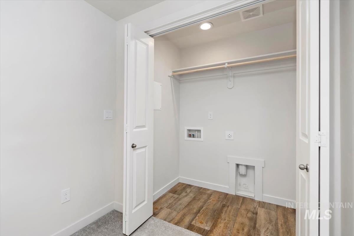 3450 S Cabin Creek Way, Meridian, Idaho 83642, 3 Bedrooms, 2.5 Bathrooms, Residential For Sale, Price $404,900, 98975284