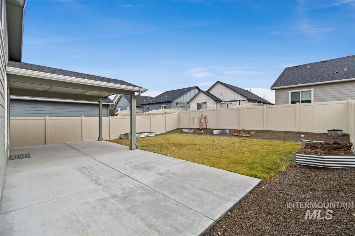 3450 S Cabin Creek Way, Meridian, Idaho 83642, 3 Bedrooms, 2.5 Bathrooms, Residential For Sale, Price $404,900, 98975284