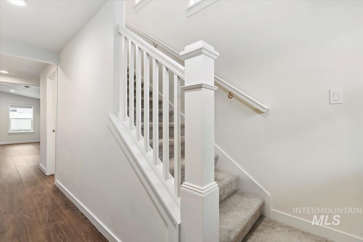 3450 S Cabin Creek Way, Meridian, Idaho 83642, 3 Bedrooms, 2.5 Bathrooms, Residential For Sale, Price $404,900, 98975284