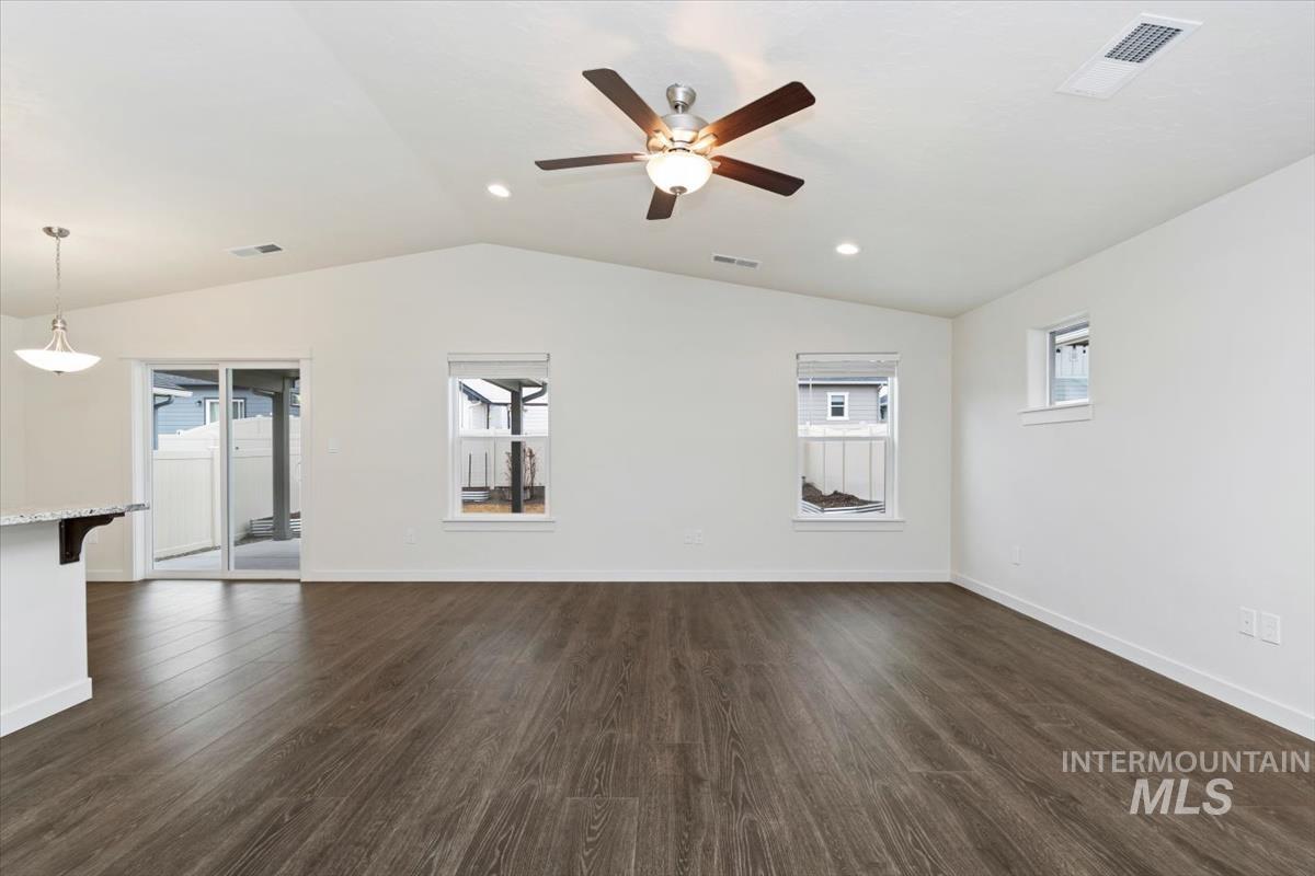 3450 S Cabin Creek Way, Meridian, Idaho 83642, 3 Bedrooms, 2.5 Bathrooms, Residential For Sale, Price $404,900, 98975284