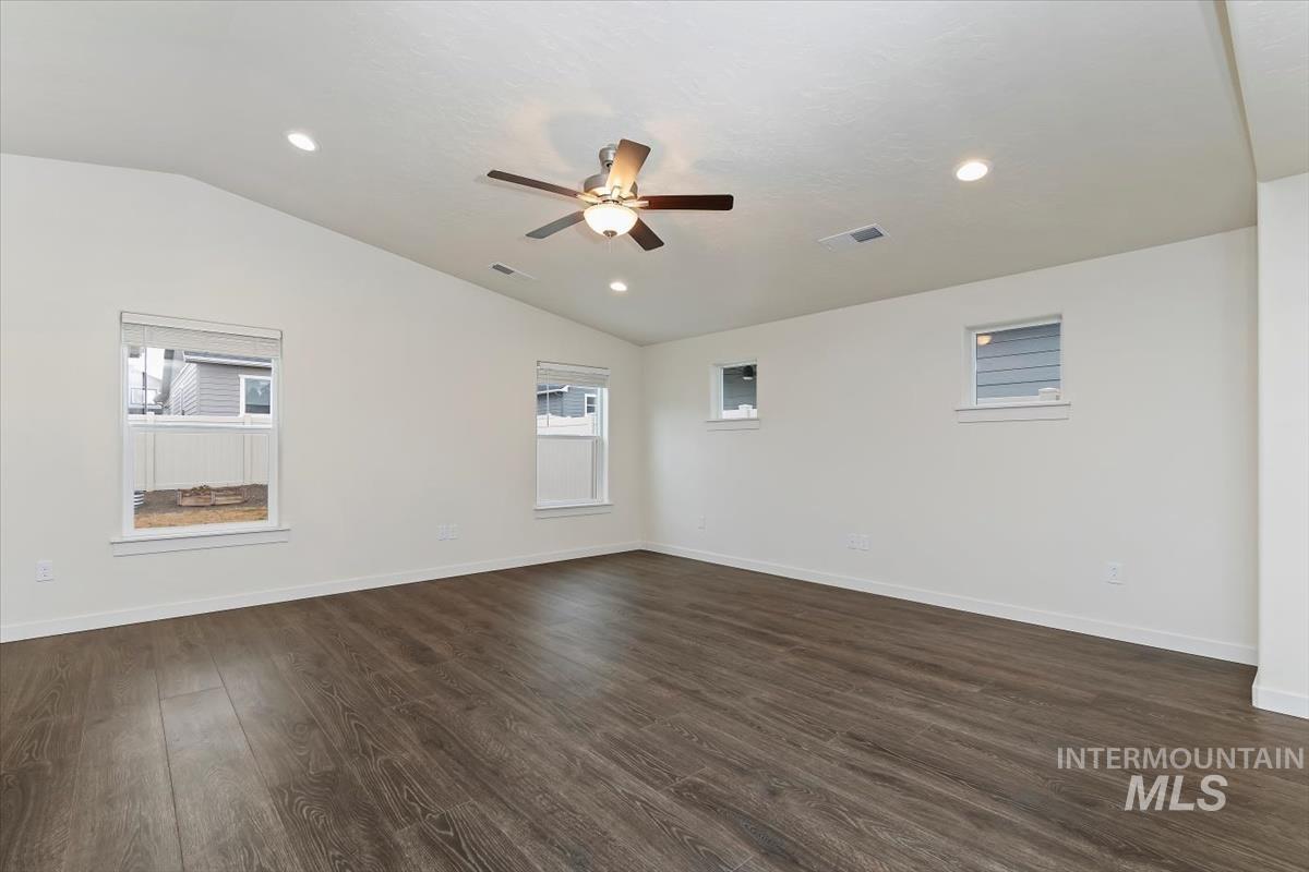 3450 S Cabin Creek Way, Meridian, Idaho 83642, 3 Bedrooms, 2.5 Bathrooms, Residential For Sale, Price $404,900, 98975284