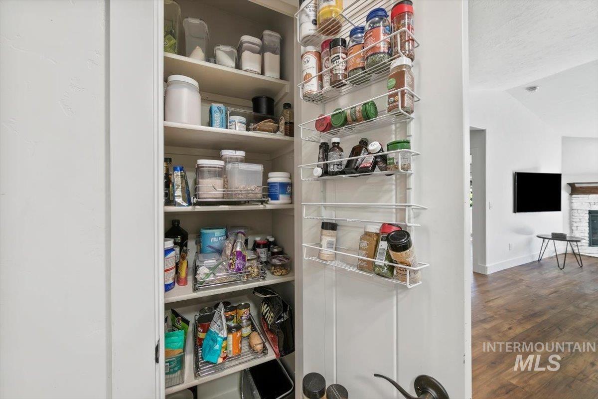 161 E Cholla Hills St, Meridian, Idaho 83646, 2 Bedrooms, 2 Bathrooms, Residential For Sale, Price $399,900,MLS 98975286