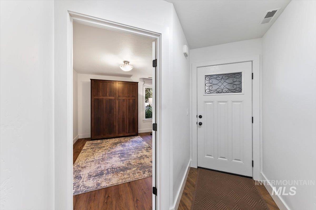 161 E Cholla Hills St, Meridian, Idaho 83646, 2 Bedrooms, 2 Bathrooms, Residential For Sale, Price $399,900,MLS 98975286