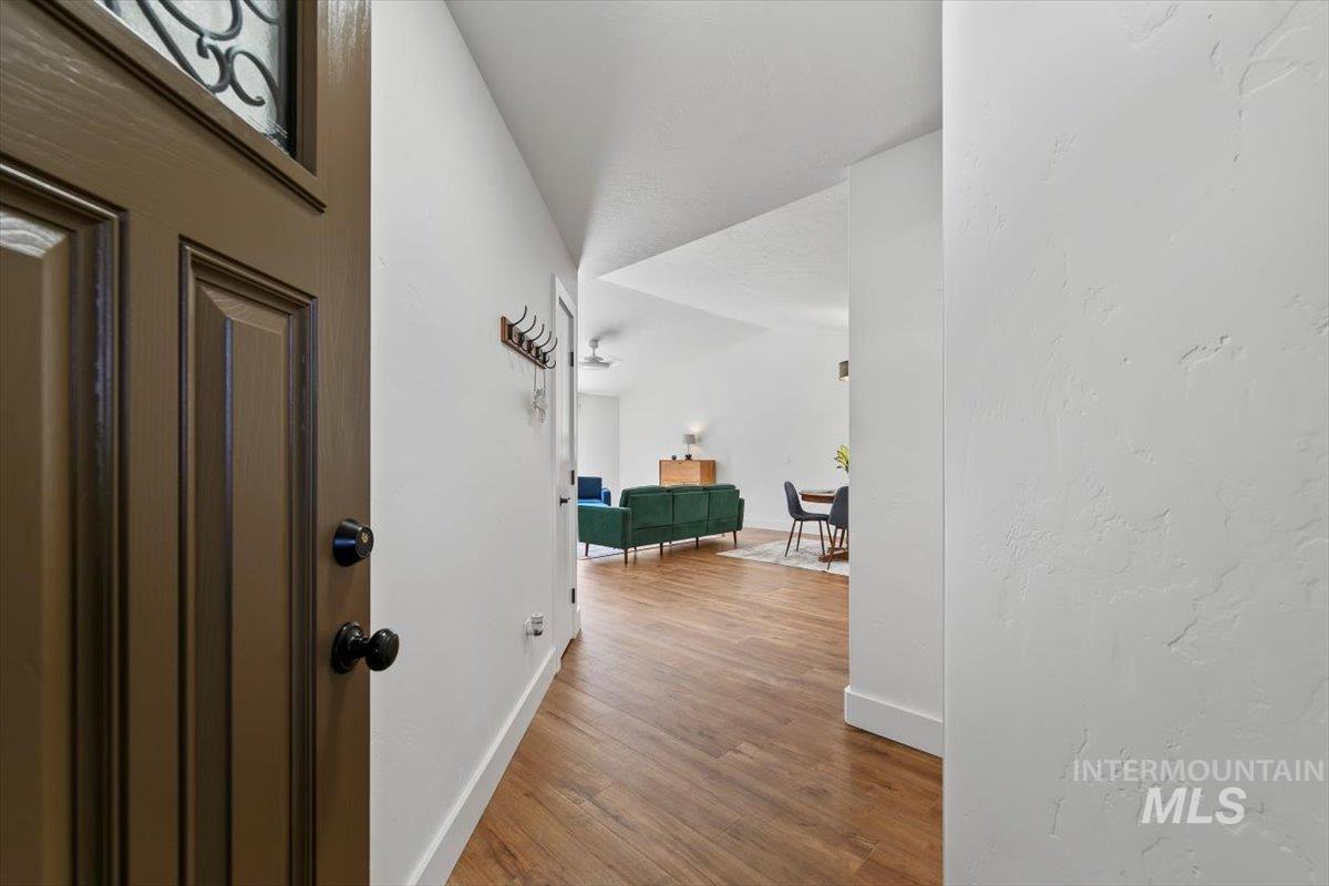 161 E Cholla Hills St, Meridian, Idaho 83646, 2 Bedrooms, 2 Bathrooms, Residential For Sale, Price $399,900,MLS 98975286