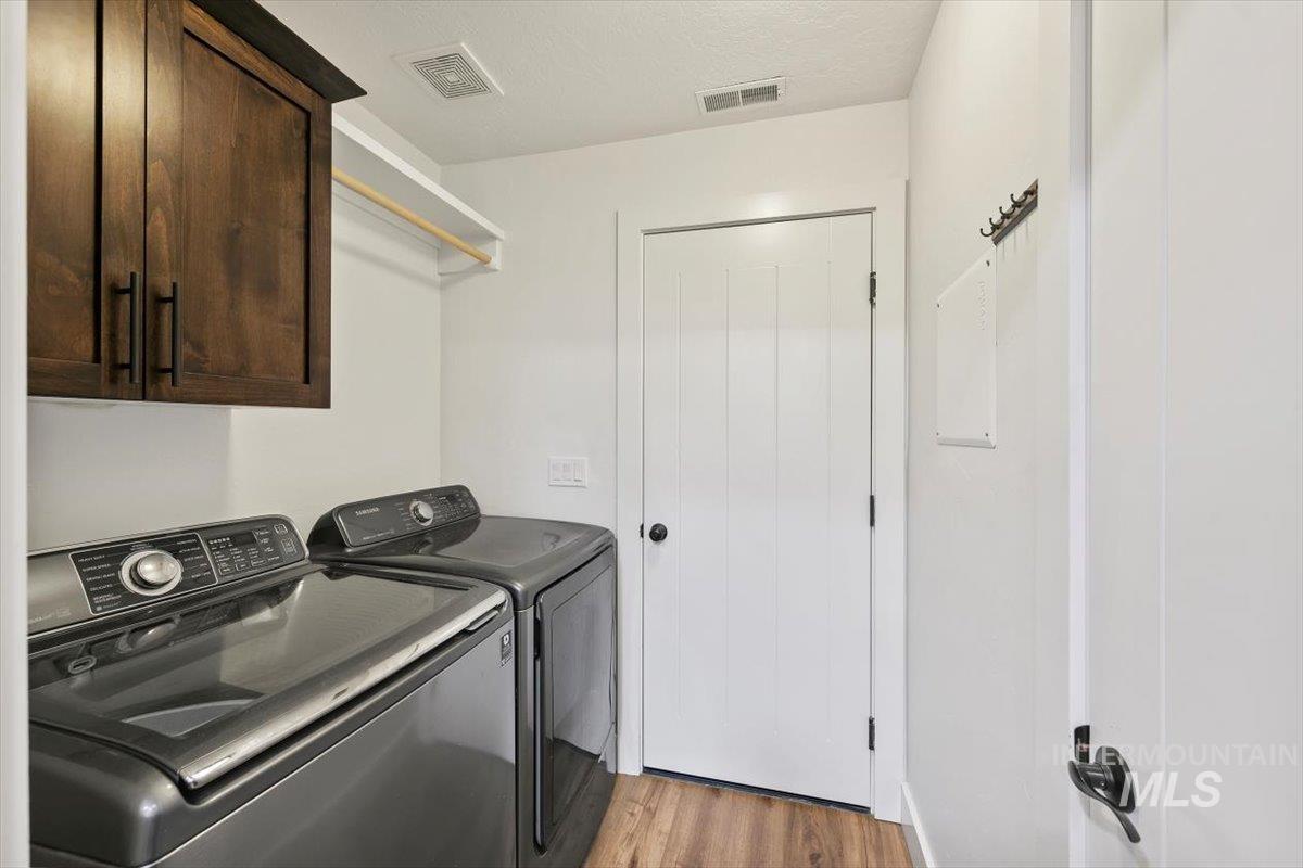 161 E Cholla Hills St, Meridian, Idaho 83646, 2 Bedrooms, 2 Bathrooms, Residential For Sale, Price $399,900,MLS 98975286