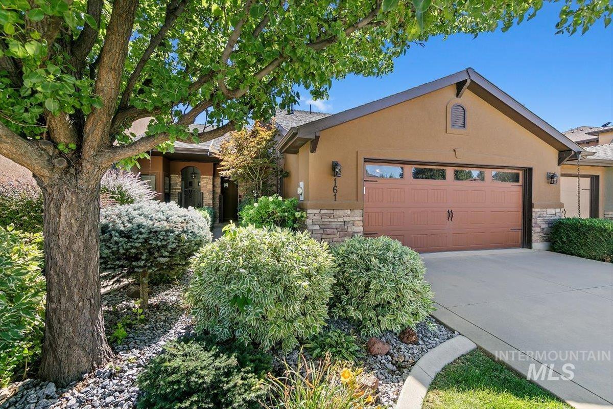 161 E Cholla Hills St, Meridian, Idaho 83646, 2 Bedrooms, 2 Bathrooms, Residential For Sale, Price $399,900,MLS 98975286