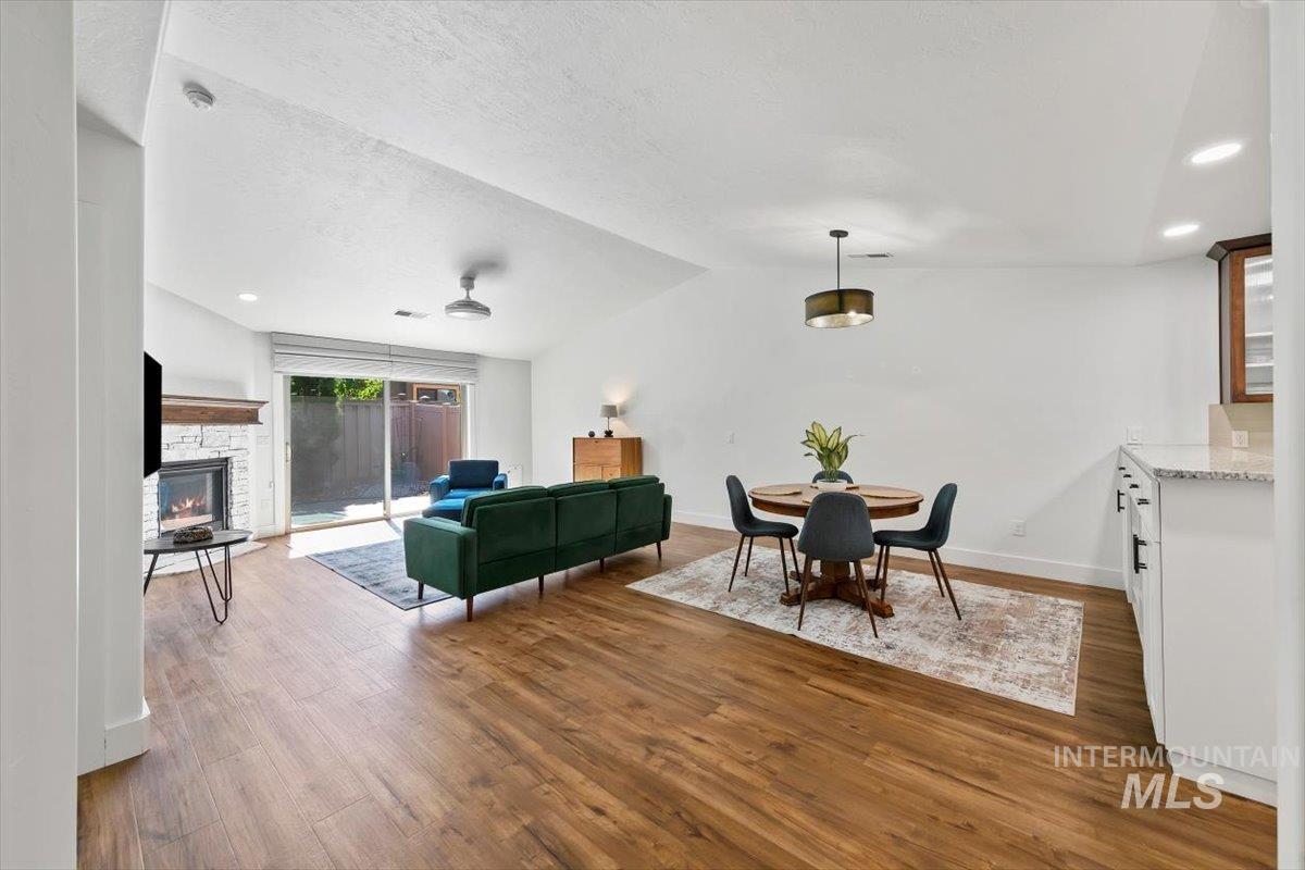 161 E Cholla Hills St, Meridian, Idaho 83646, 2 Bedrooms, 2 Bathrooms, Residential For Sale, Price $399,900,MLS 98975286