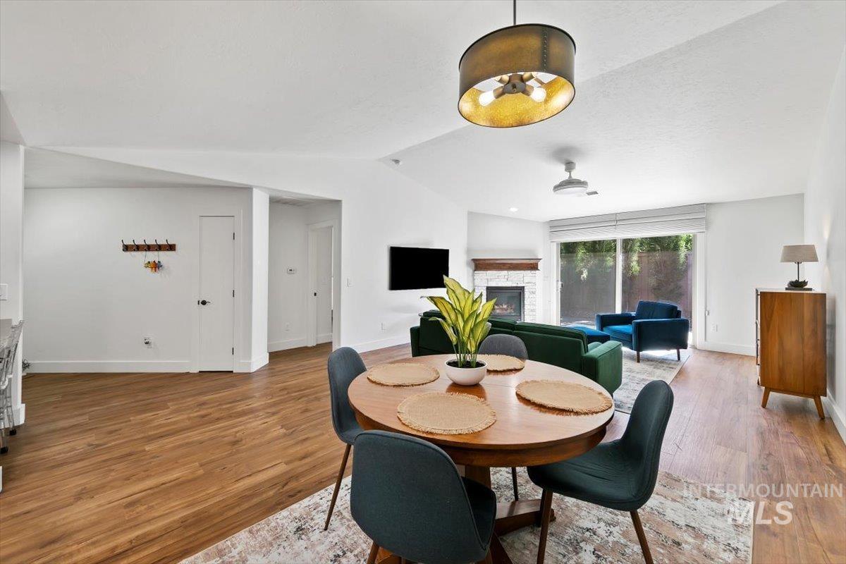 161 E Cholla Hills St, Meridian, Idaho 83646, 2 Bedrooms, 2 Bathrooms, Residential For Sale, Price $399,900,MLS 98975286