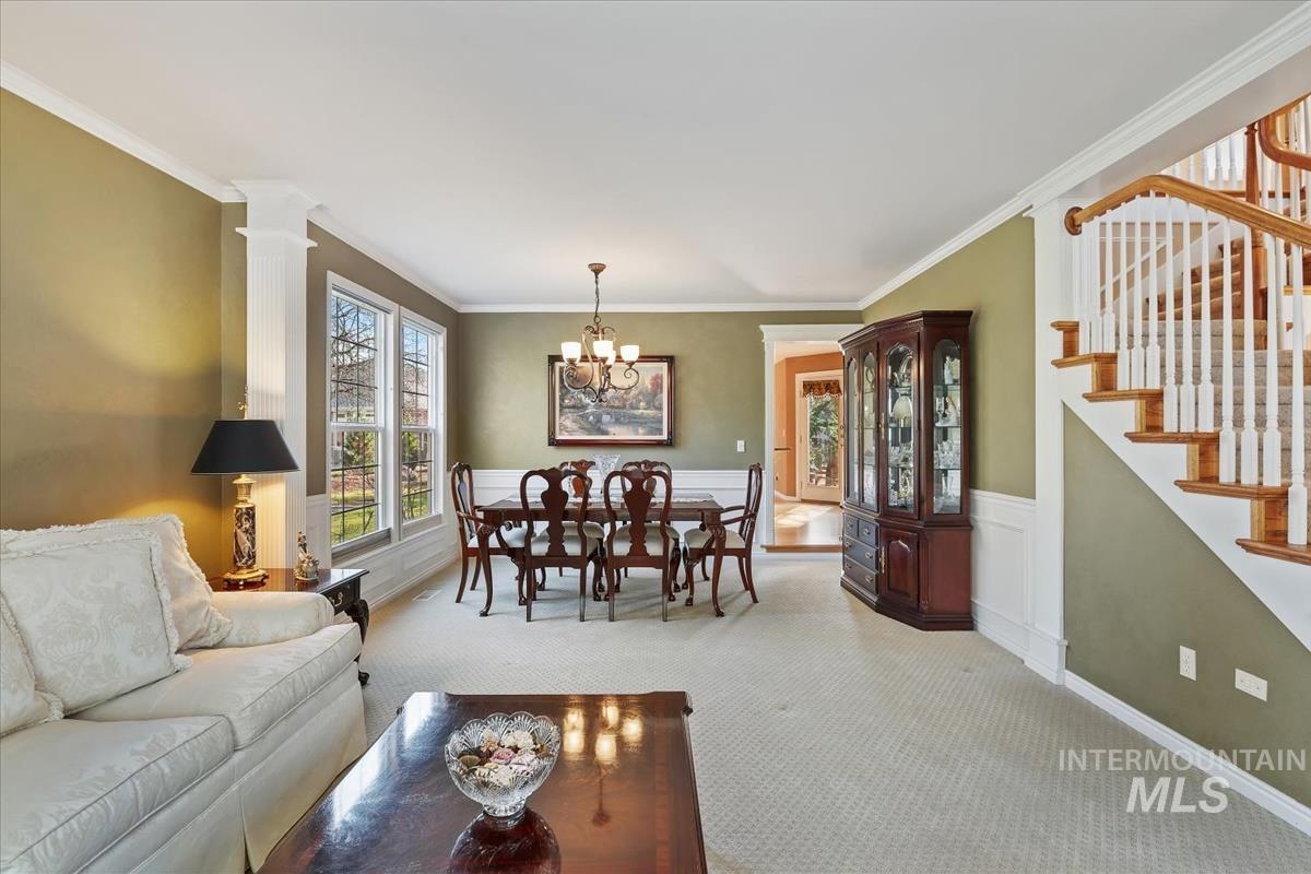 395 E Woodlander Ct, Eagle, Idaho 83616, 4 Bedrooms, 3 Bathrooms, Residential For Sale, Price $825,000,MLS 98975290