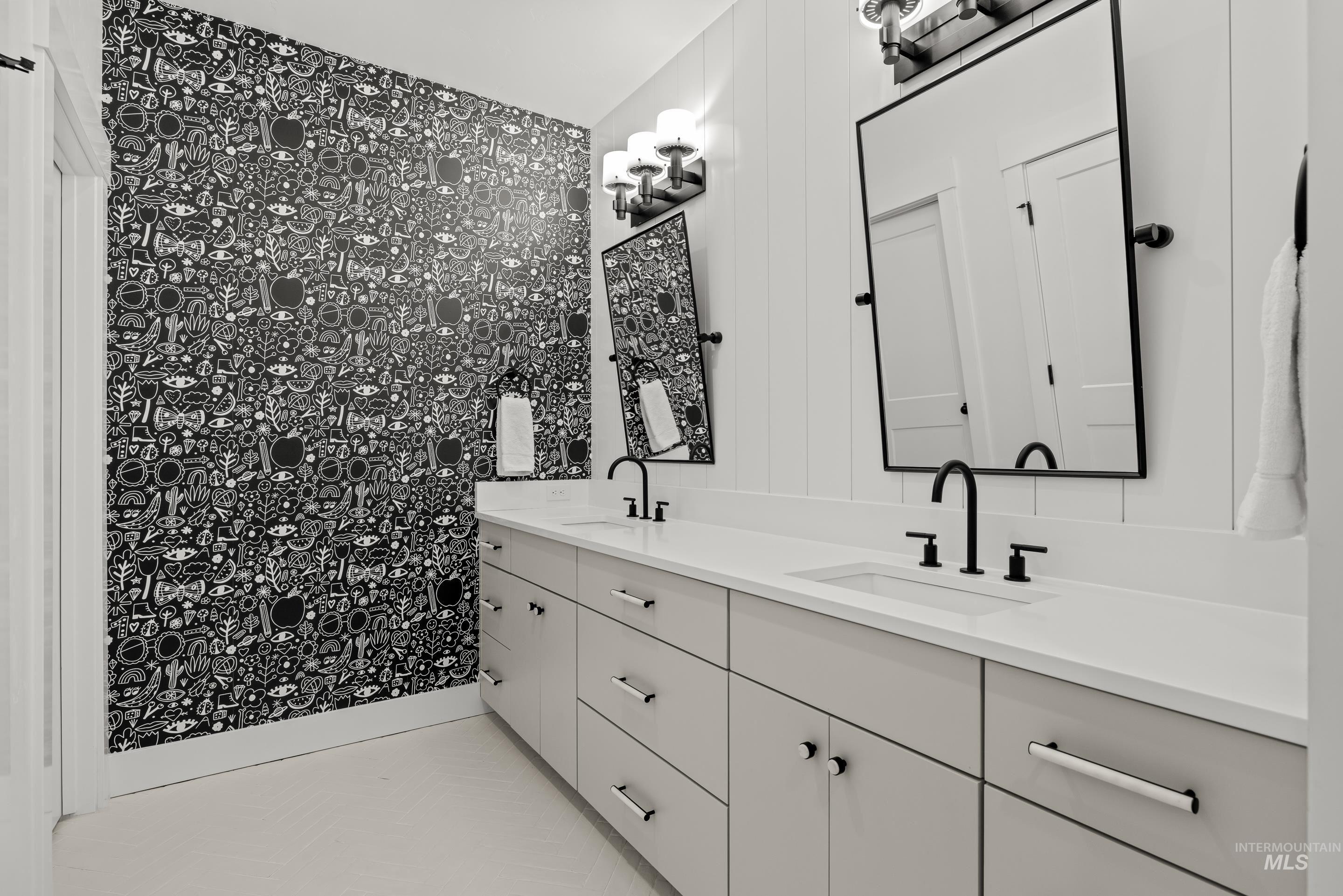 6820 W Biathlon St, Eagle, Idaho 83616, 6 Bedrooms, 5 Bathrooms, Residential For Sale, Price $2,389,900,MLS 98975291