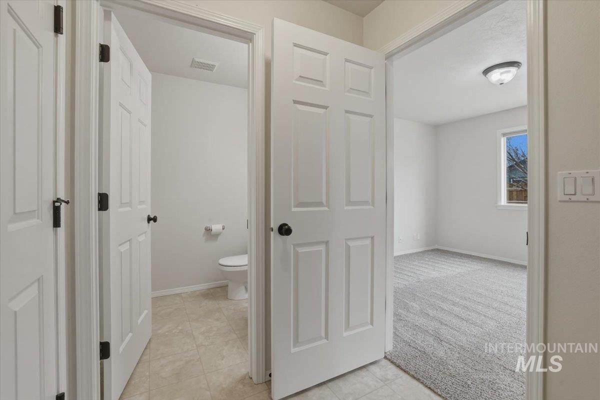 446 W Sedgewick Dr, Meridian, Idaho 83646, 3 Bedrooms, 2.5 Bathrooms, Residential For Sale, Price $440,000,MLS 98975292