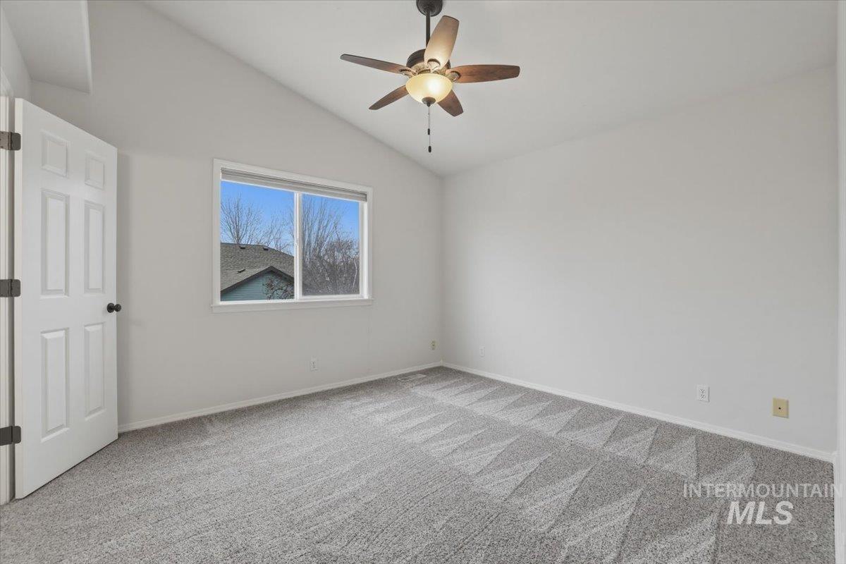 446 W Sedgewick Dr, Meridian, Idaho 83646, 3 Bedrooms, 2.5 Bathrooms, Residential For Sale, Price $440,000,MLS 98975292