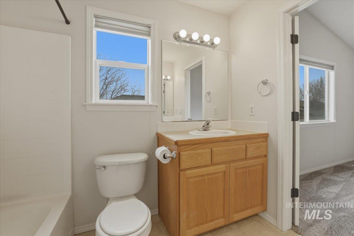 446 W Sedgewick Dr, Meridian, Idaho 83646, 3 Bedrooms, 2.5 Bathrooms, Residential For Sale, Price $440,000,MLS 98975292