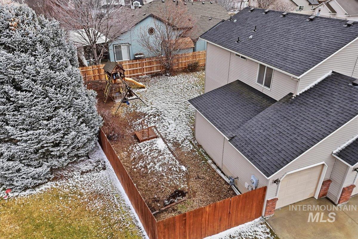 446 W Sedgewick Dr, Meridian, Idaho 83646, 3 Bedrooms, 2.5 Bathrooms, Residential For Sale, Price $440,000,MLS 98975292