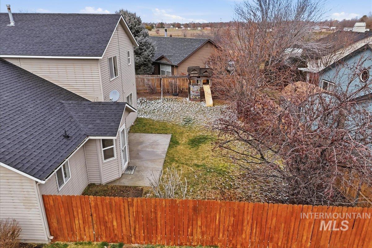 446 W Sedgewick Dr, Meridian, Idaho 83646, 3 Bedrooms, 2.5 Bathrooms, Residential For Sale, Price $440,000,MLS 98975292