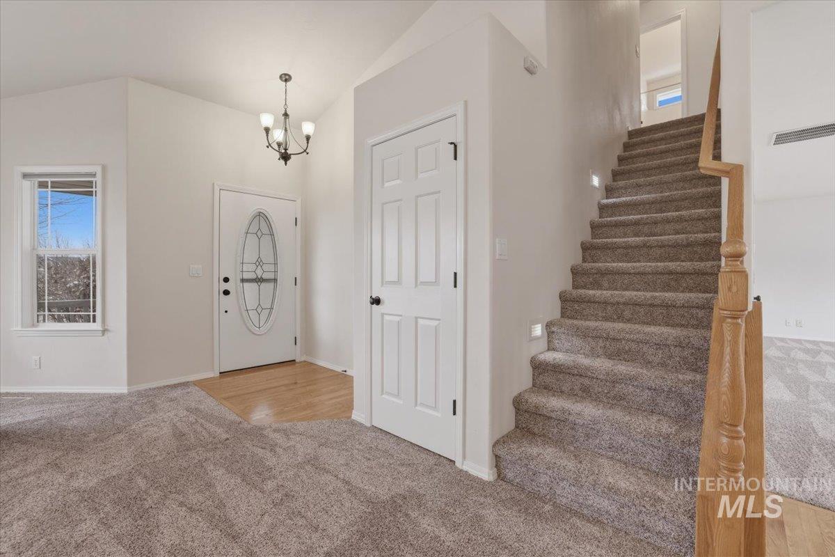 446 W Sedgewick Dr, Meridian, Idaho 83646, 3 Bedrooms, 2.5 Bathrooms, Residential For Sale, Price $440,000,MLS 98975292