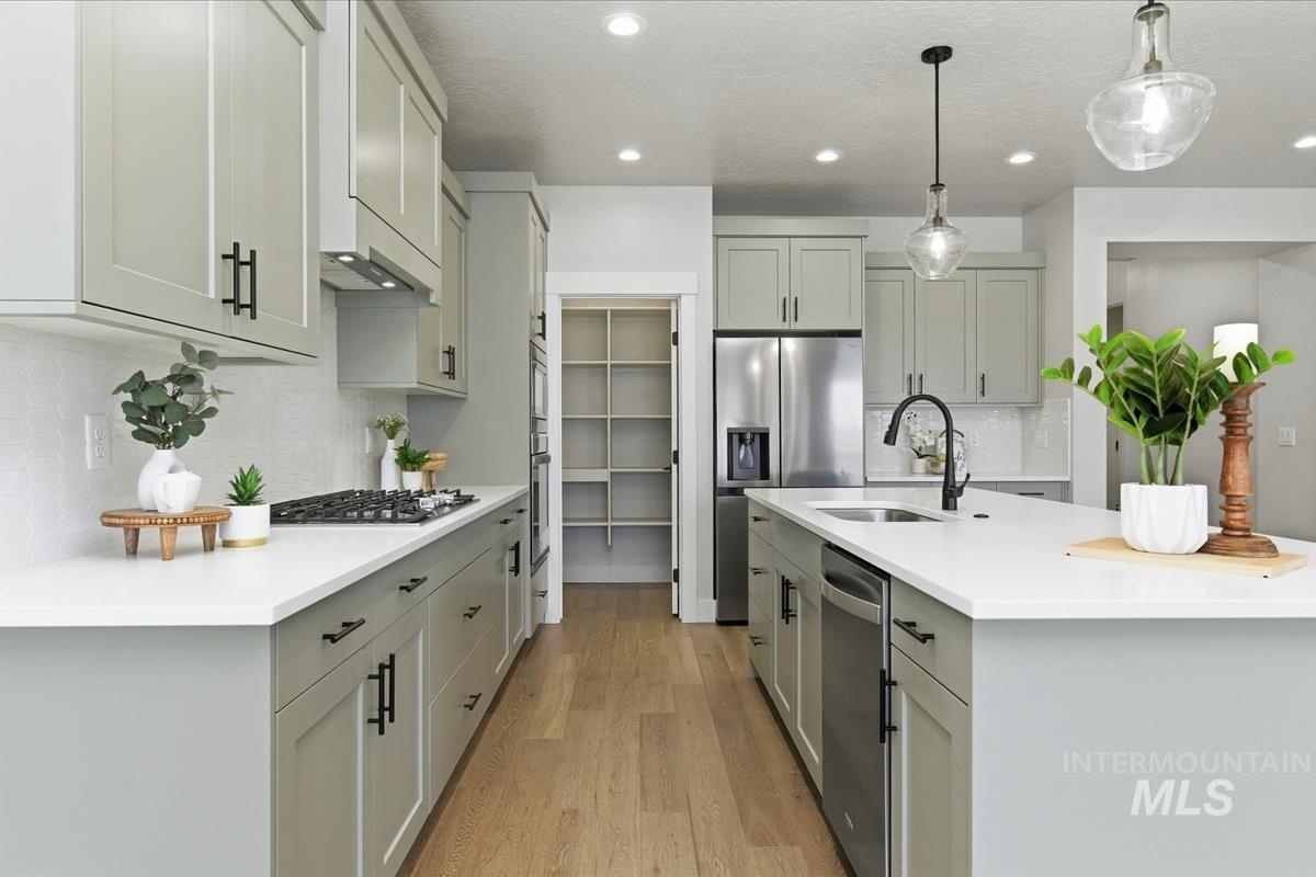 3540 S Taradale Ave., Boise, Idaho 83709, 3 Bedrooms, 2 Bathrooms, Residential For Sale, Price $610,000,MLS 98975293