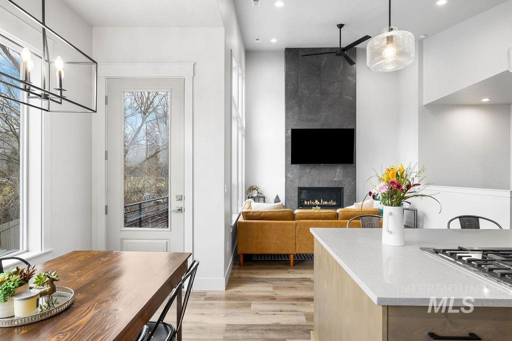 6323 W Bluebird Lane, Boise, Idaho 83714, 3 Bedrooms, 3 Bathrooms, Residential For Sale, Price $687,000,MLS 98975294