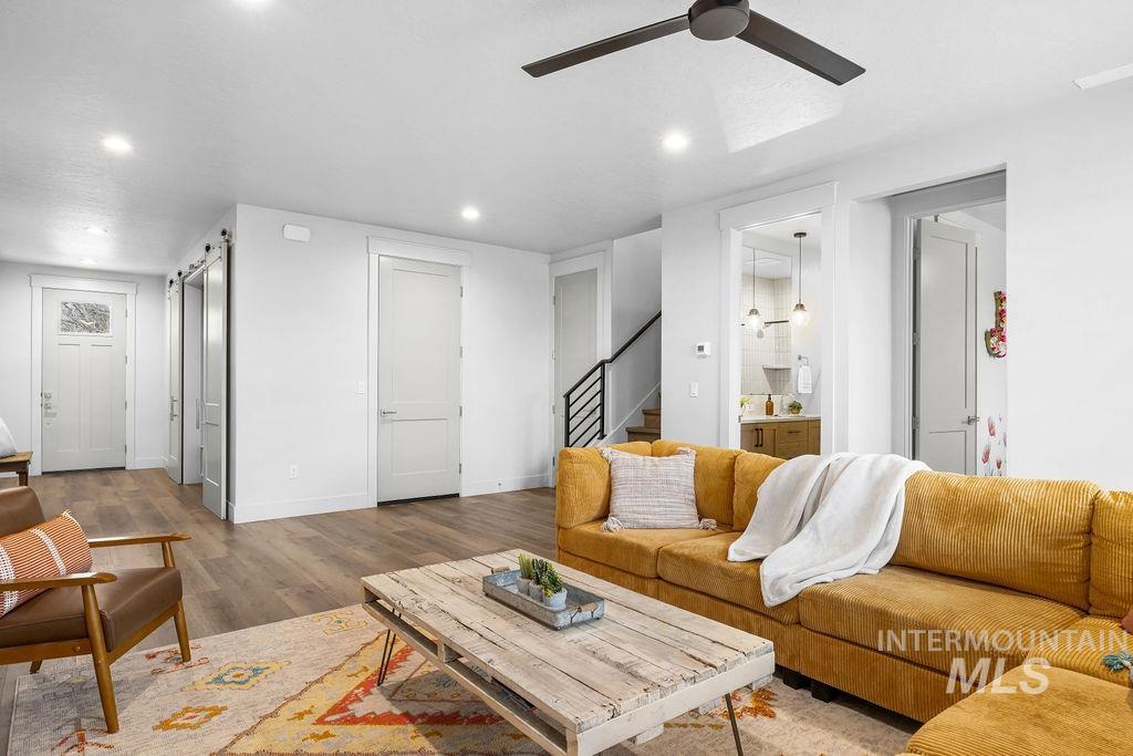 6323 W Bluebird Lane, Boise, Idaho 83714, 3 Bedrooms, 3 Bathrooms, Residential For Sale, Price $687,000,MLS 98975294