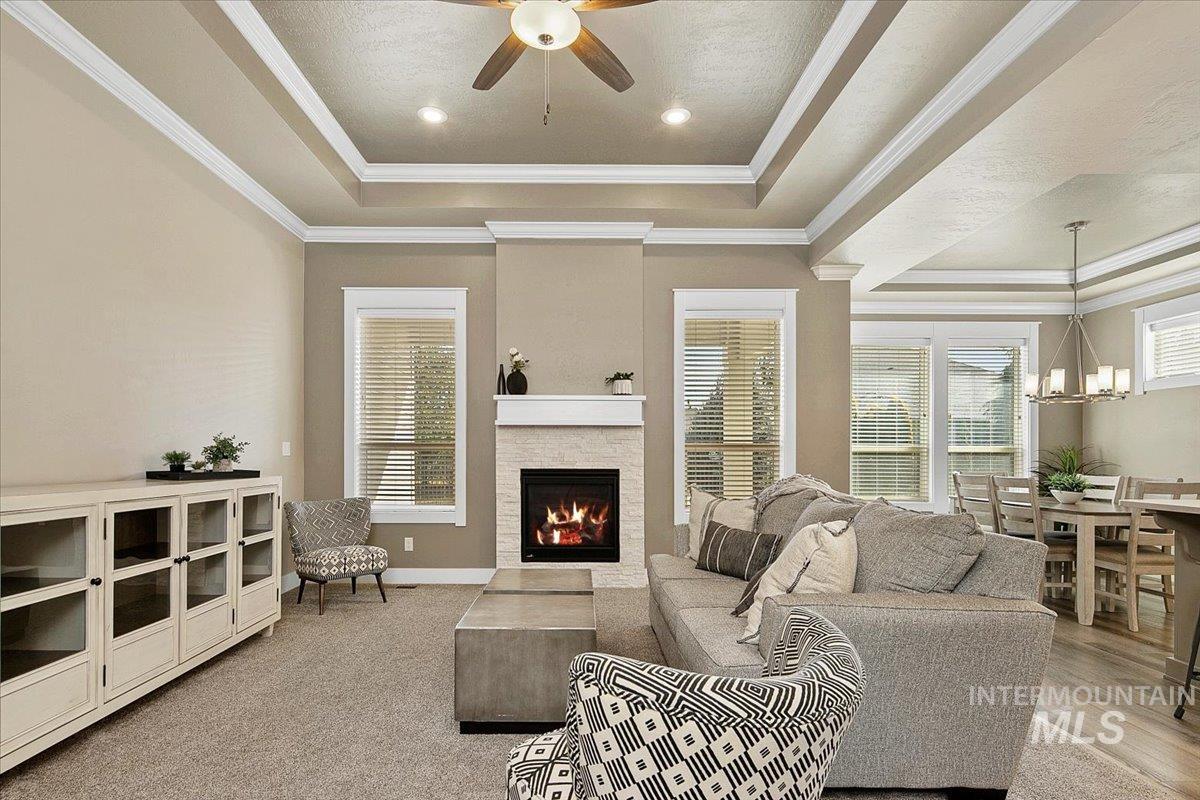 3190 S Saxony, Eagle, Idaho 83616, 3 Bedrooms, 2 Bathrooms, Residential For Sale, Price $599,900,MLS 98975295