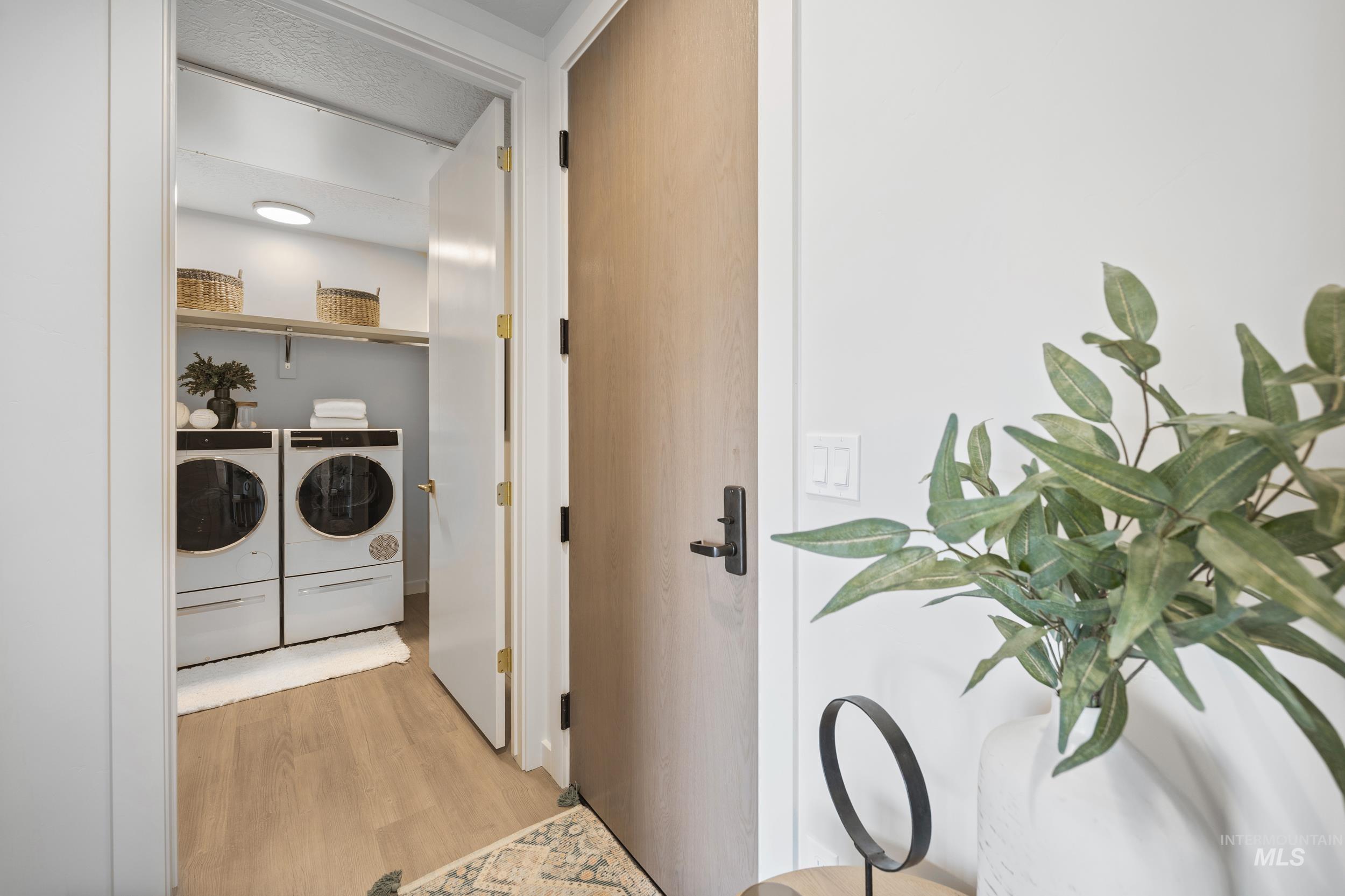 4340 E Haystack St, Boise, Idaho 83716, 1 Bedroom, 1 Bathroom, Residential For Sale, Price $389,900,MLS 98975297