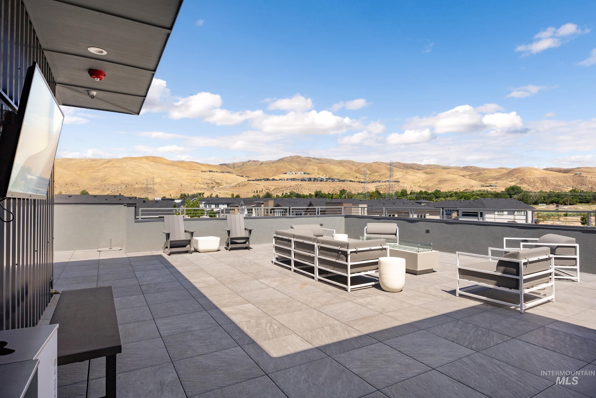 4340 E Haystack St, Boise, Idaho 83716, 1 Bedroom, 1 Bathroom, Residential For Sale, Price $389,900,MLS 98975297