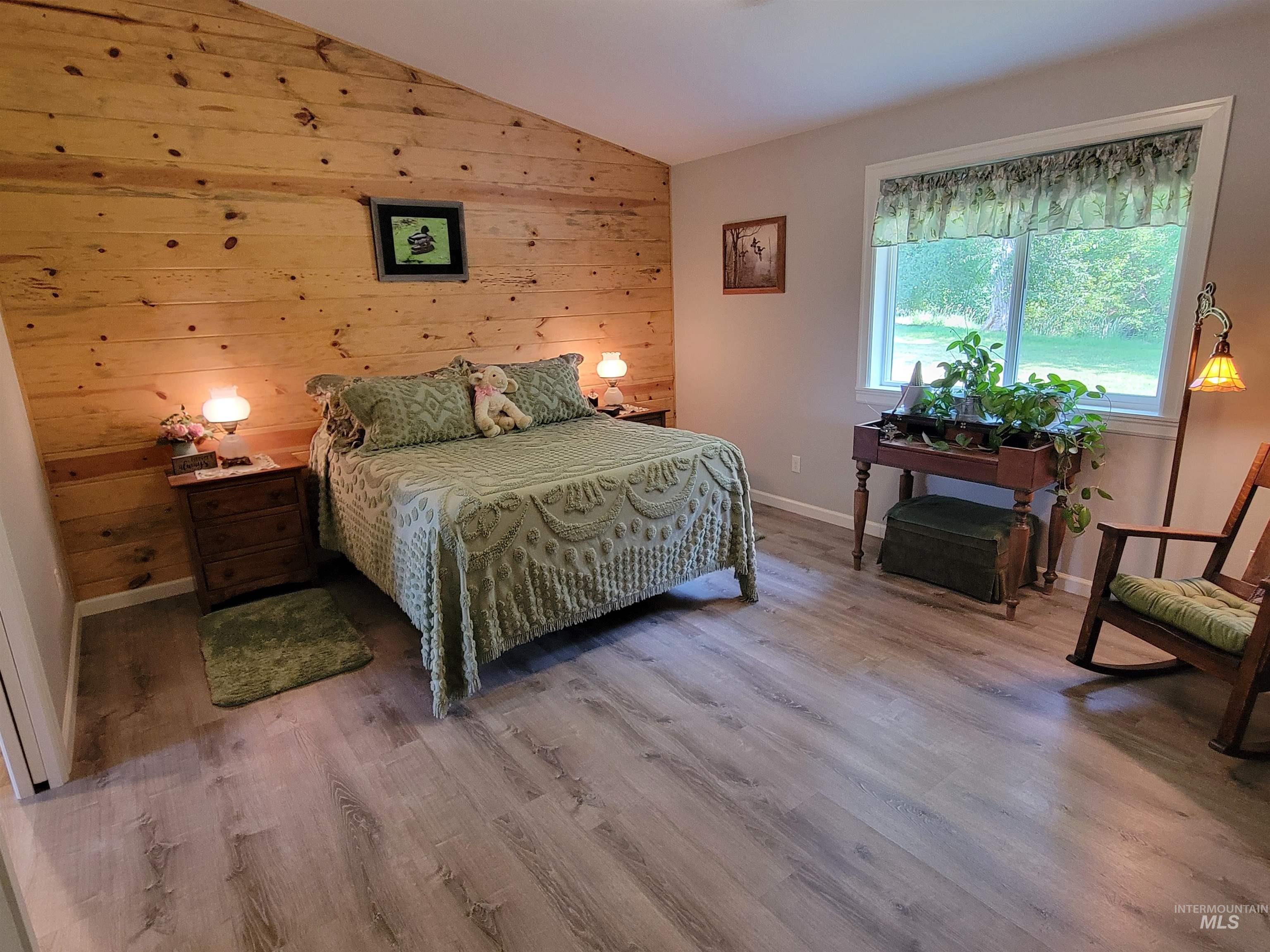 437 Clear Creek Rd, Kooskia, Idaho 83539, 2 Bedrooms, 2 Bathrooms, Residential For Sale, Price $735,000, 98975299