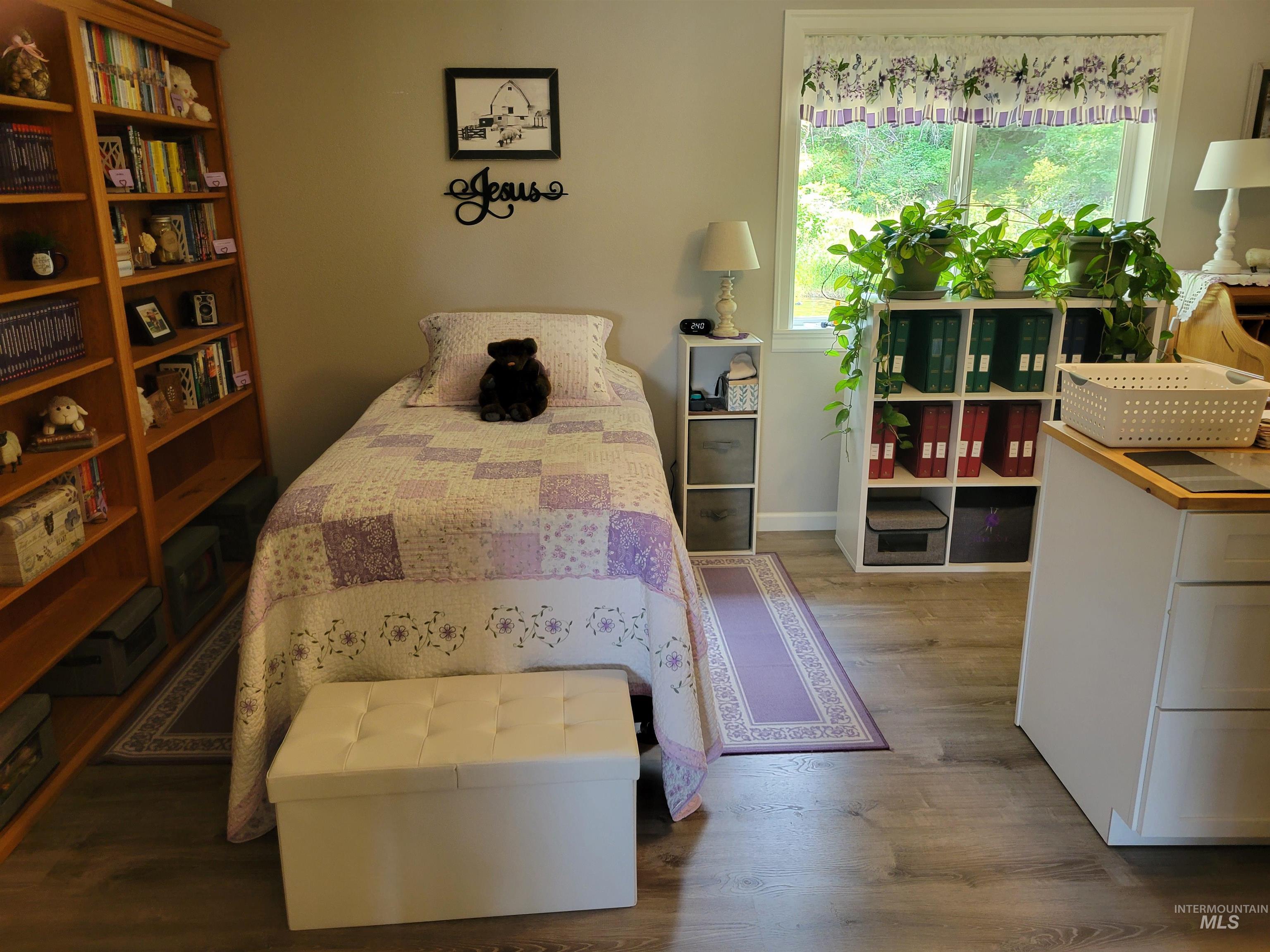 437 Clear Creek Rd, Kooskia, Idaho 83539, 2 Bedrooms, 2 Bathrooms, Residential For Sale, Price $735,000, 98975299