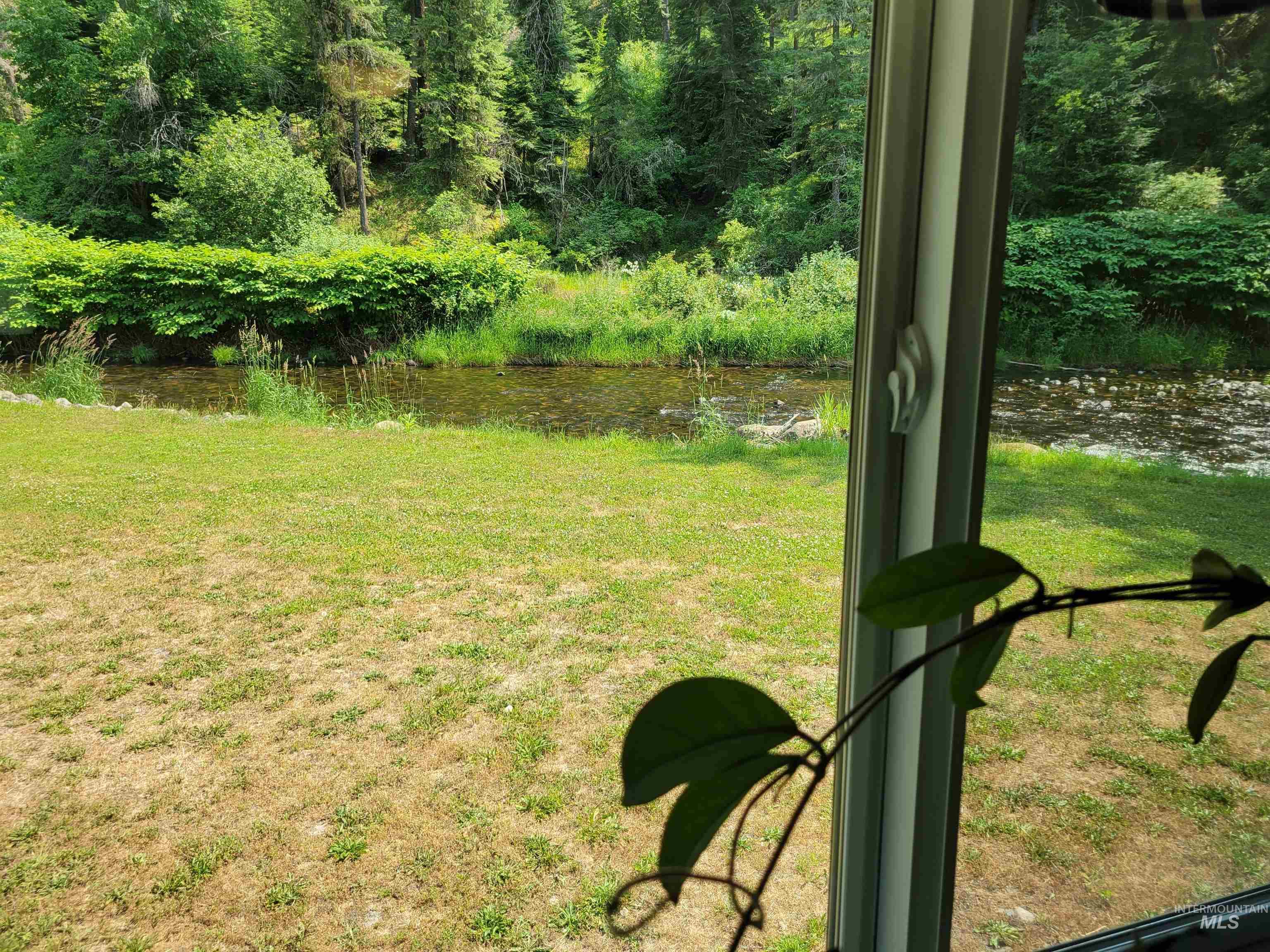 437 Clear Creek Rd, Kooskia, Idaho 83539, 2 Bedrooms, 2 Bathrooms, Residential For Sale, Price $735,000, 98975299