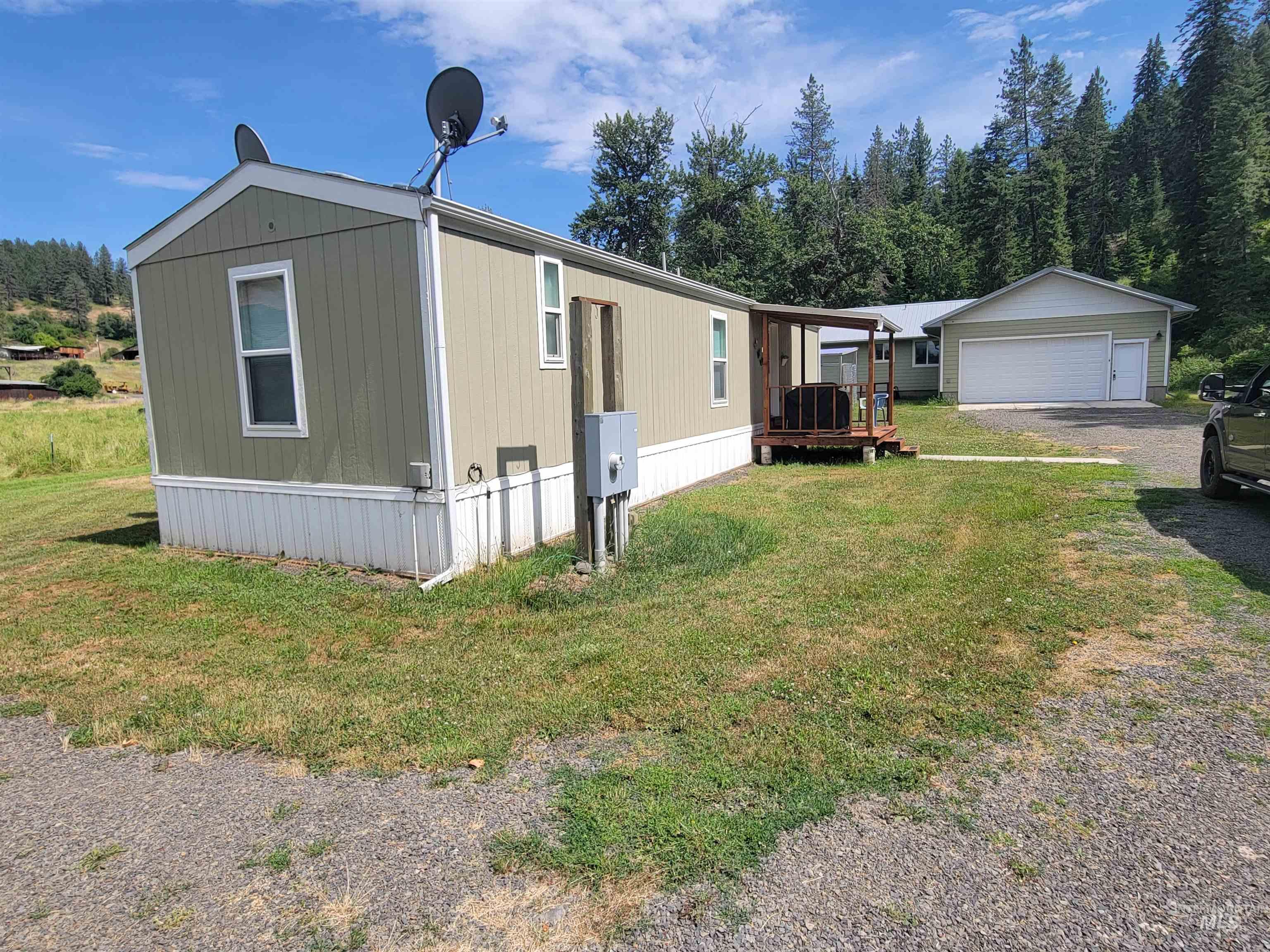 437 Clear Creek Rd, Kooskia, Idaho 83539, 2 Bedrooms, 2 Bathrooms, Residential For Sale, Price $735,000, 98975299