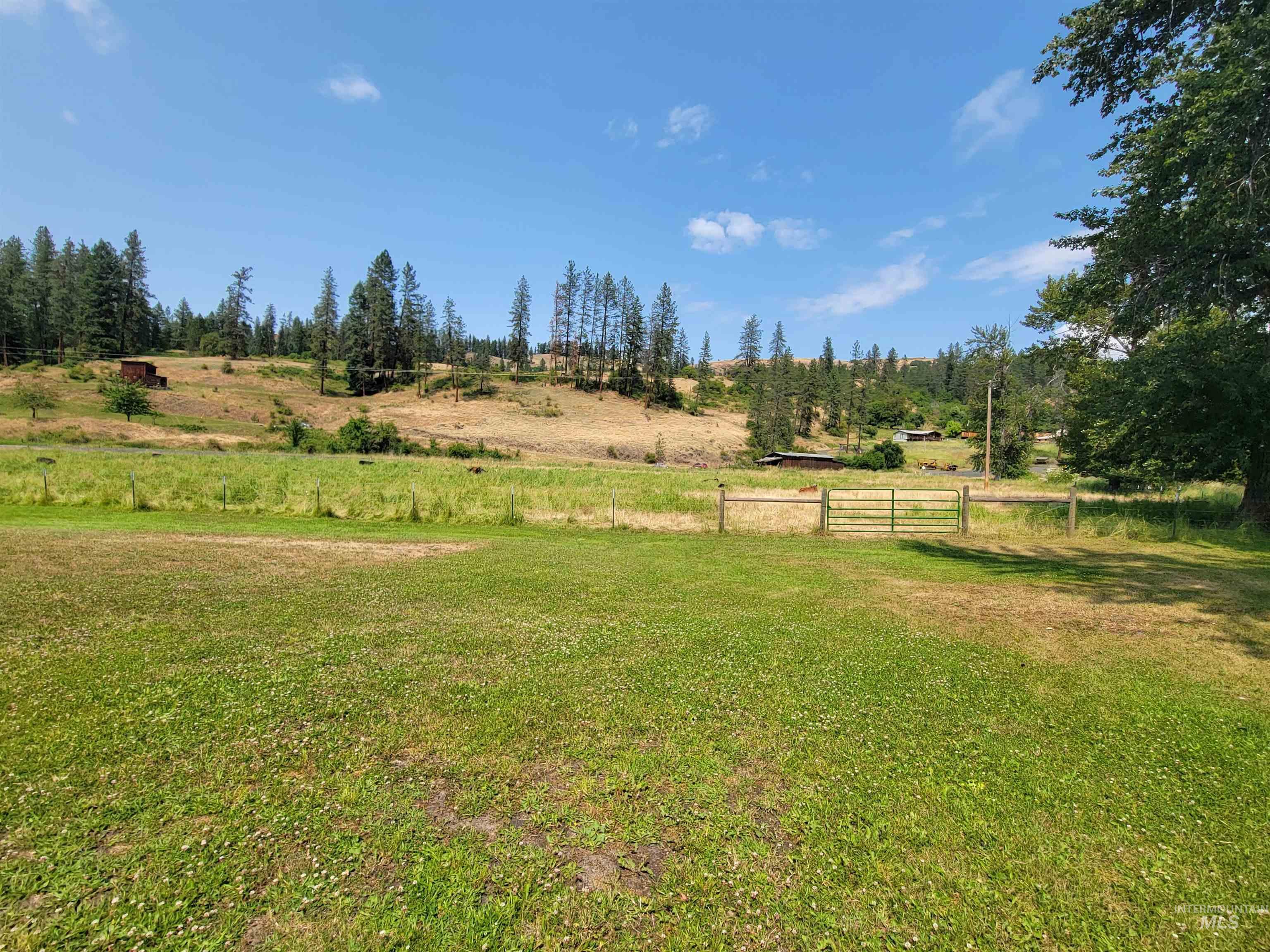 437 Clear Creek Rd, Kooskia, Idaho 83539, 2 Bedrooms, 2 Bathrooms, Residential For Sale, Price $735,000, 98975299