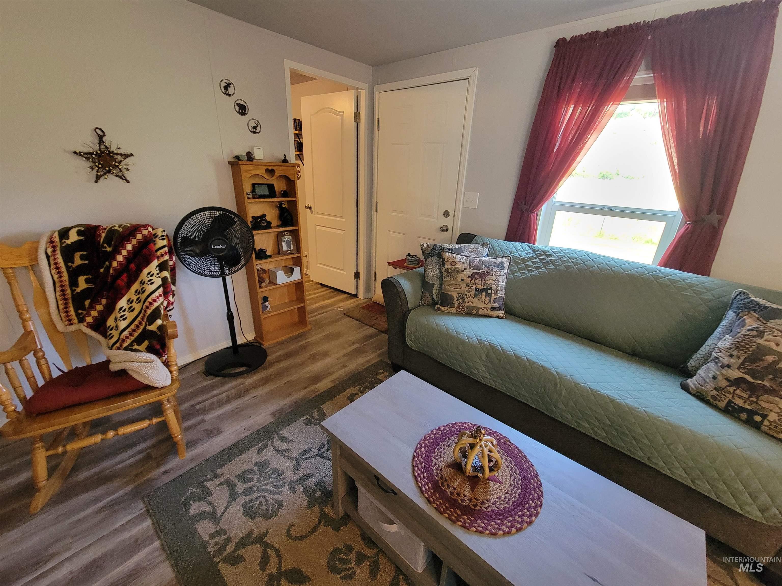 437 Clear Creek Rd, Kooskia, Idaho 83539, 2 Bedrooms, 2 Bathrooms, Residential For Sale, Price $735,000, 98975299