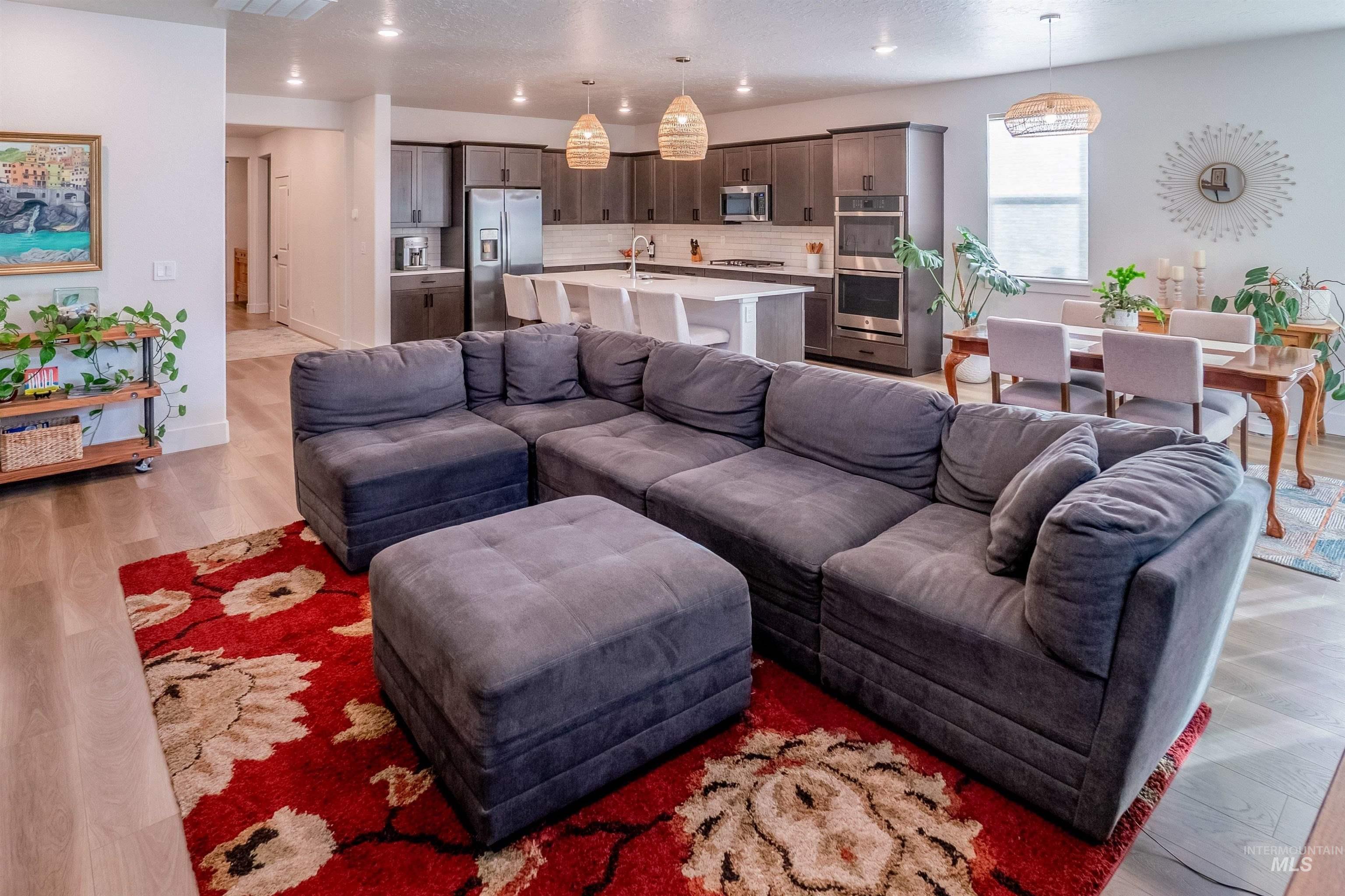 5427 S Scandia Avenue, Meridian, Idaho 83642-8552, 4 Bedrooms, 2 Bathrooms, Residential For Sale, Price $600,000,MLS 98975300