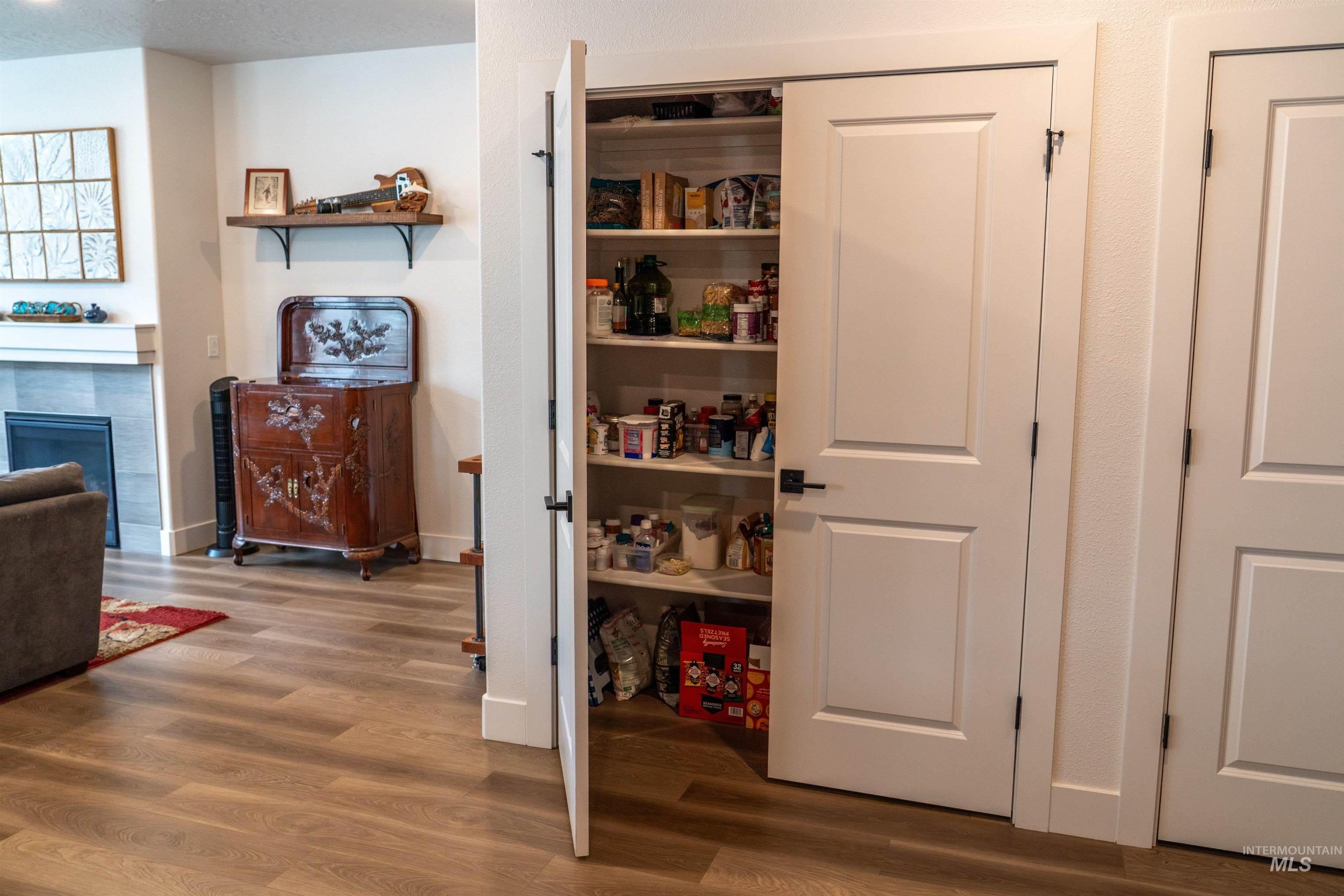 5427 S Scandia Avenue, Meridian, Idaho 83642-8552, 4 Bedrooms, 2 Bathrooms, Residential For Sale, Price $600,000,MLS 98975300