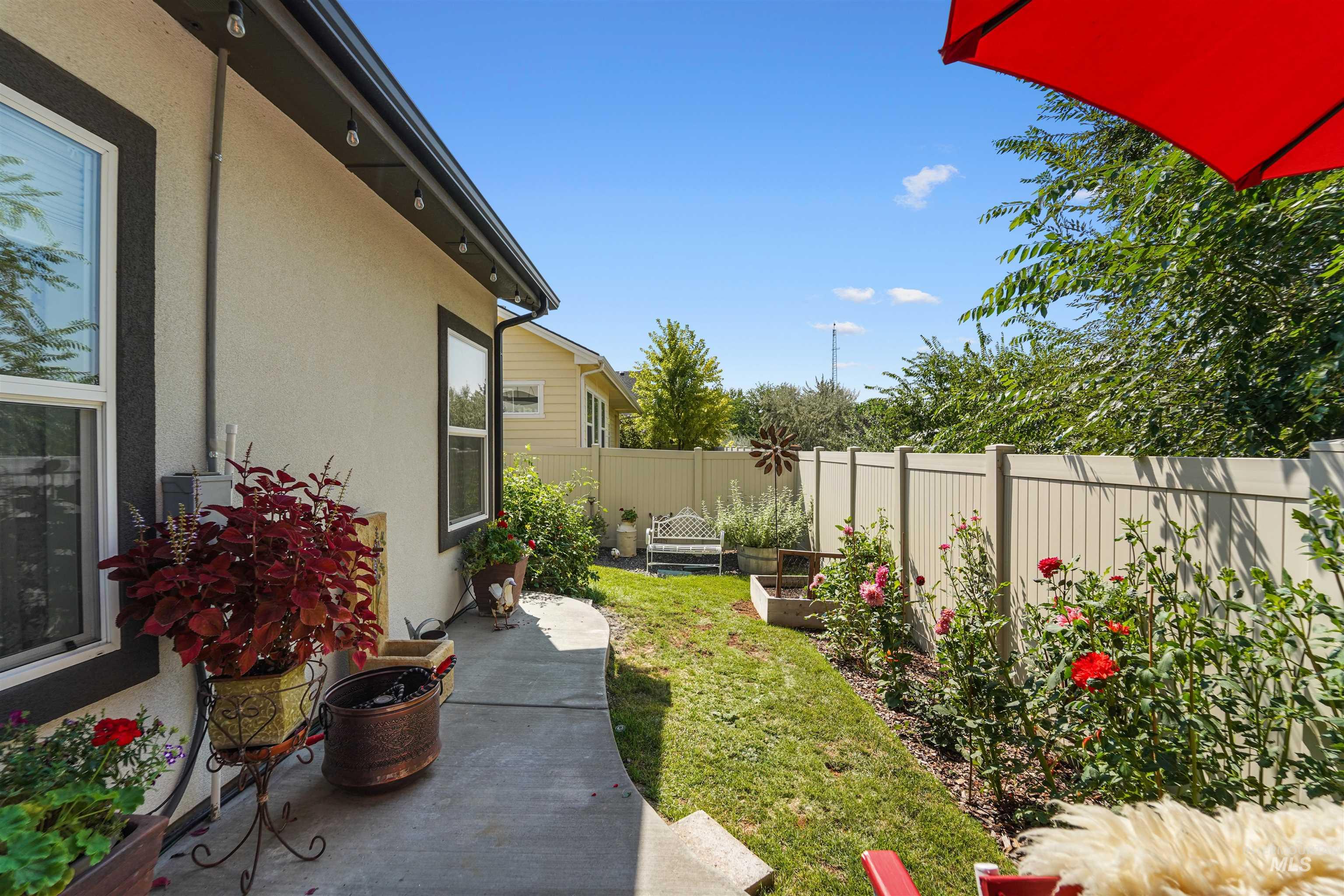 2118 Sunset Ave, Caldwell, Idaho 83605, 3 Bedrooms, 2.5 Bathrooms, Residential For Sale, Price $519,000,MLS 98975303