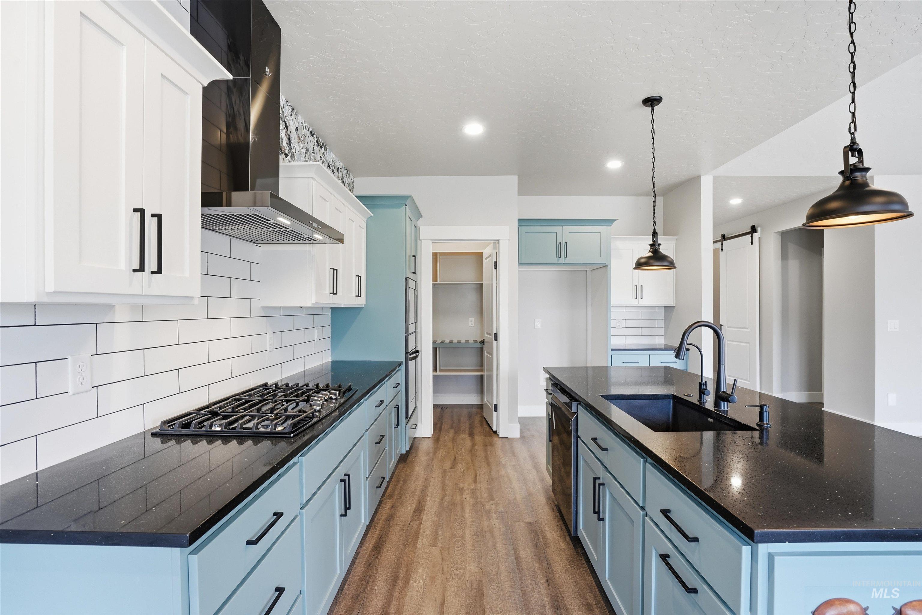 2118 Sunset Ave, Caldwell, Idaho 83605, 3 Bedrooms, 2.5 Bathrooms, Residential For Sale, Price $519,000, 98975303