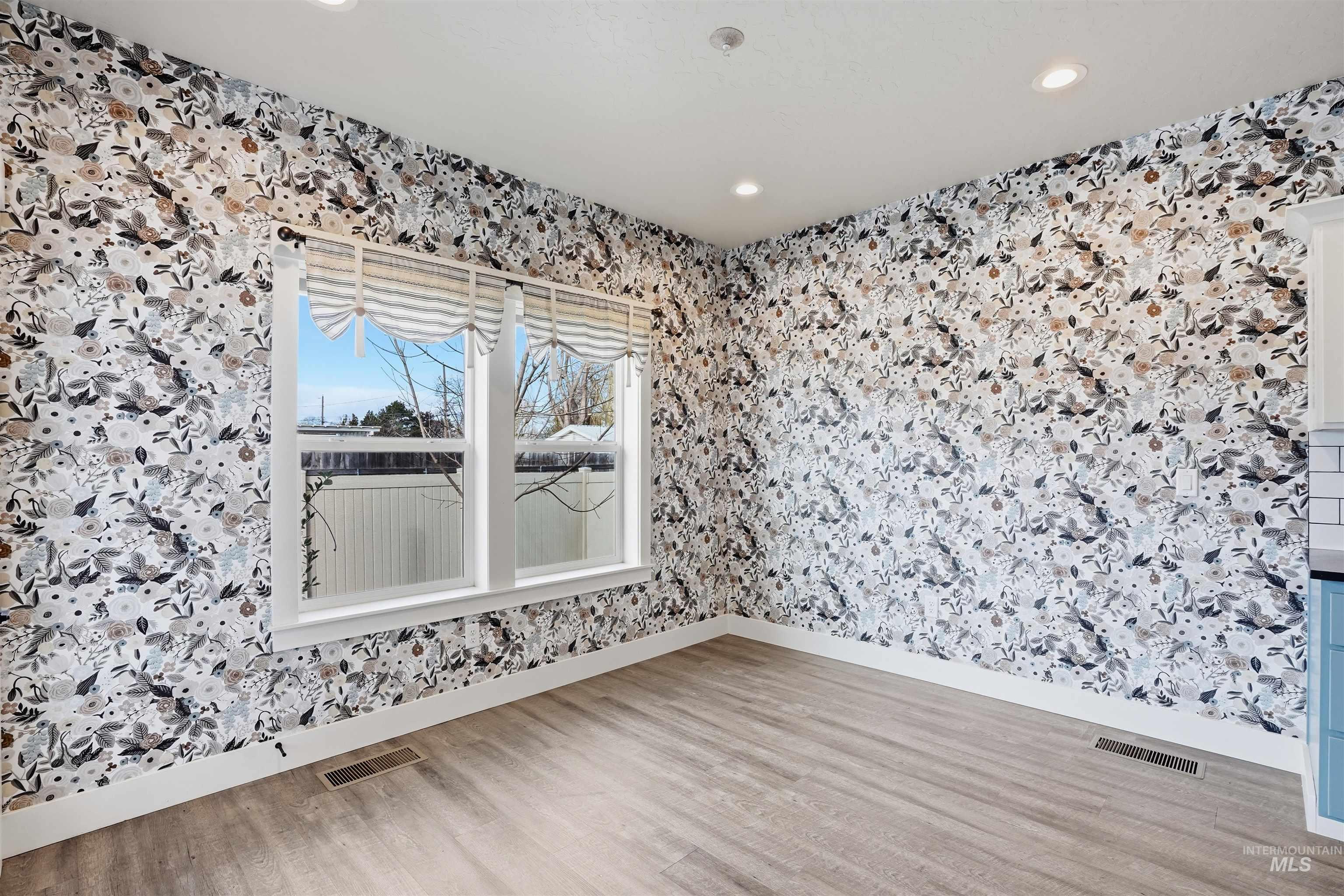 2118 Sunset Ave, Caldwell, Idaho 83605, 3 Bedrooms, 2.5 Bathrooms, Residential For Sale, Price $519,000, 98975303