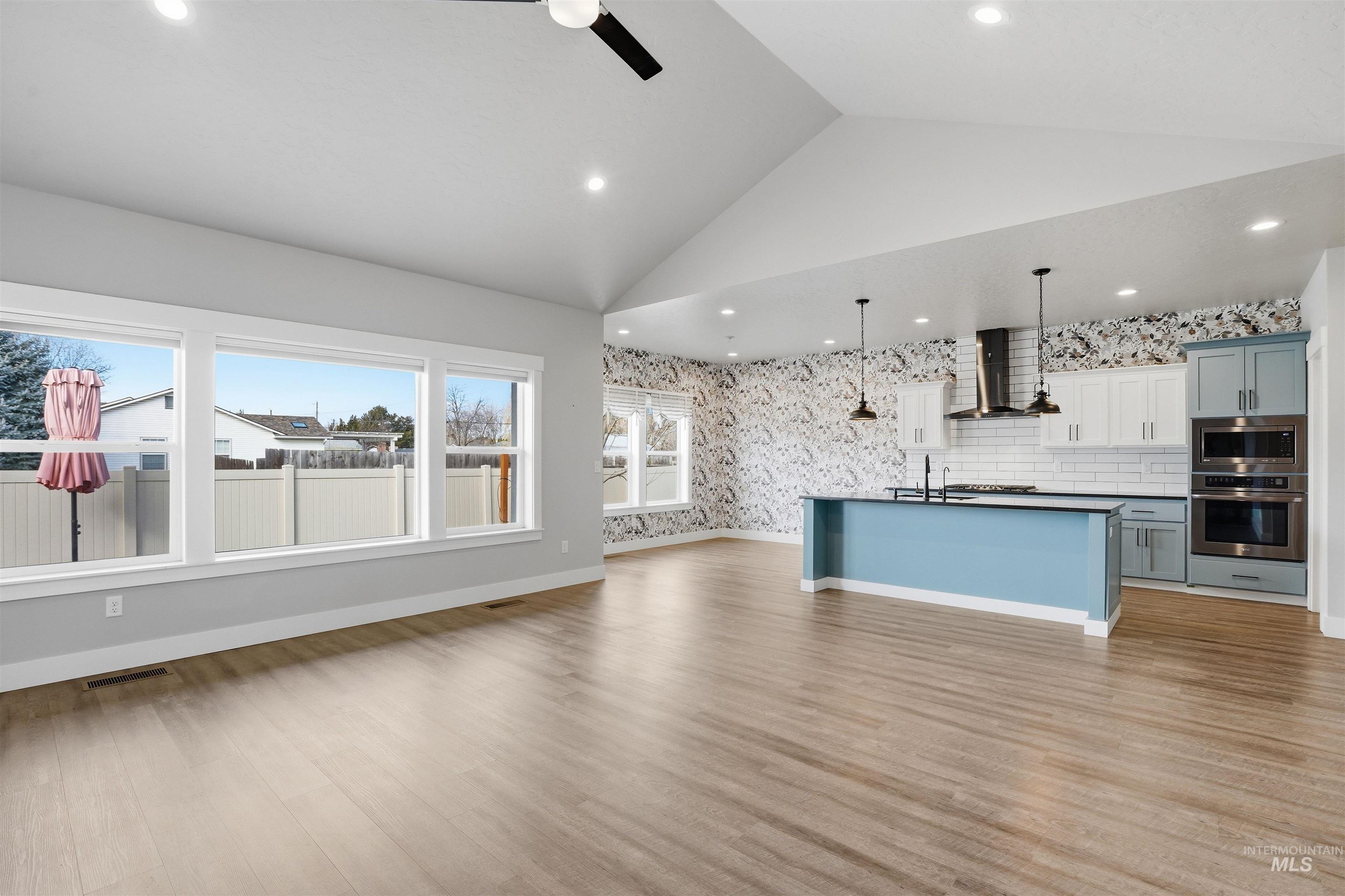 2118 Sunset Ave, Caldwell, Idaho 83605, 3 Bedrooms, 2.5 Bathrooms, Residential For Sale, Price $519,000, 98975303