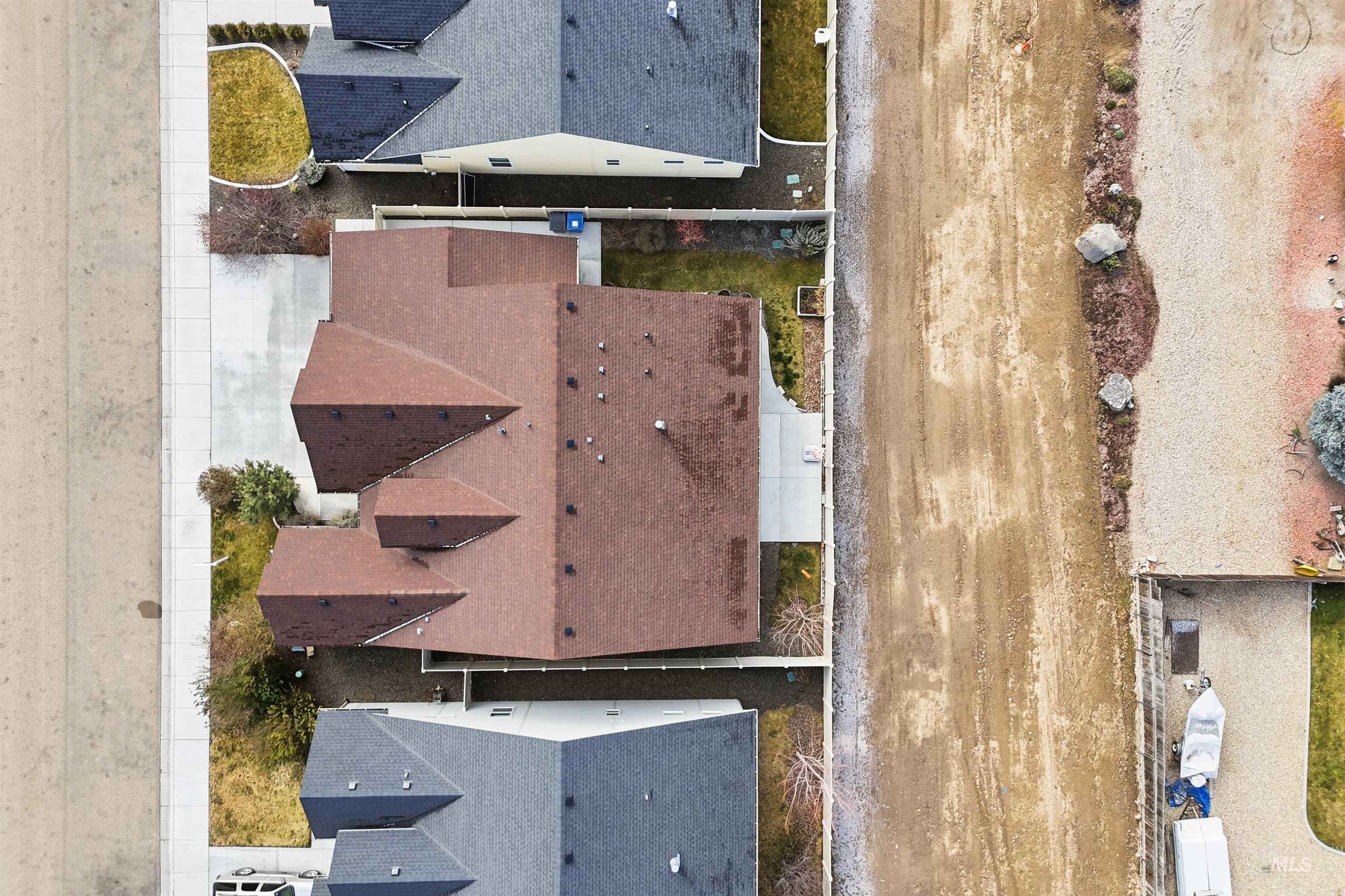 2118 Sunset Ave, Caldwell, Idaho 83605, 3 Bedrooms, 2.5 Bathrooms, Residential For Sale, Price $519,000, 98975303