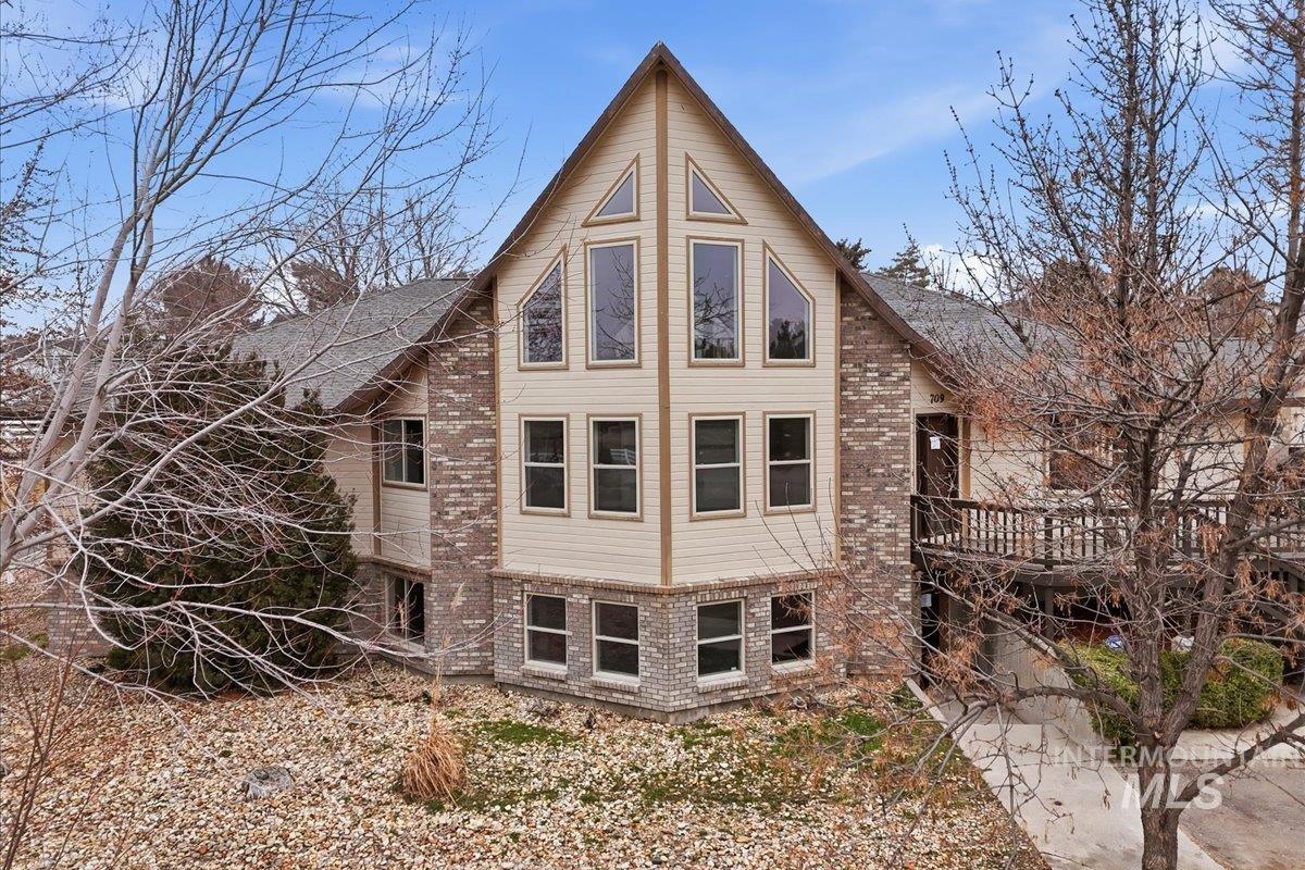 709 Sherry Rd., Nampa, Idaho 83686, 7 Bedrooms, 5.5 Bathrooms, Residential For Sale, Price $779,900,MLS 98975304