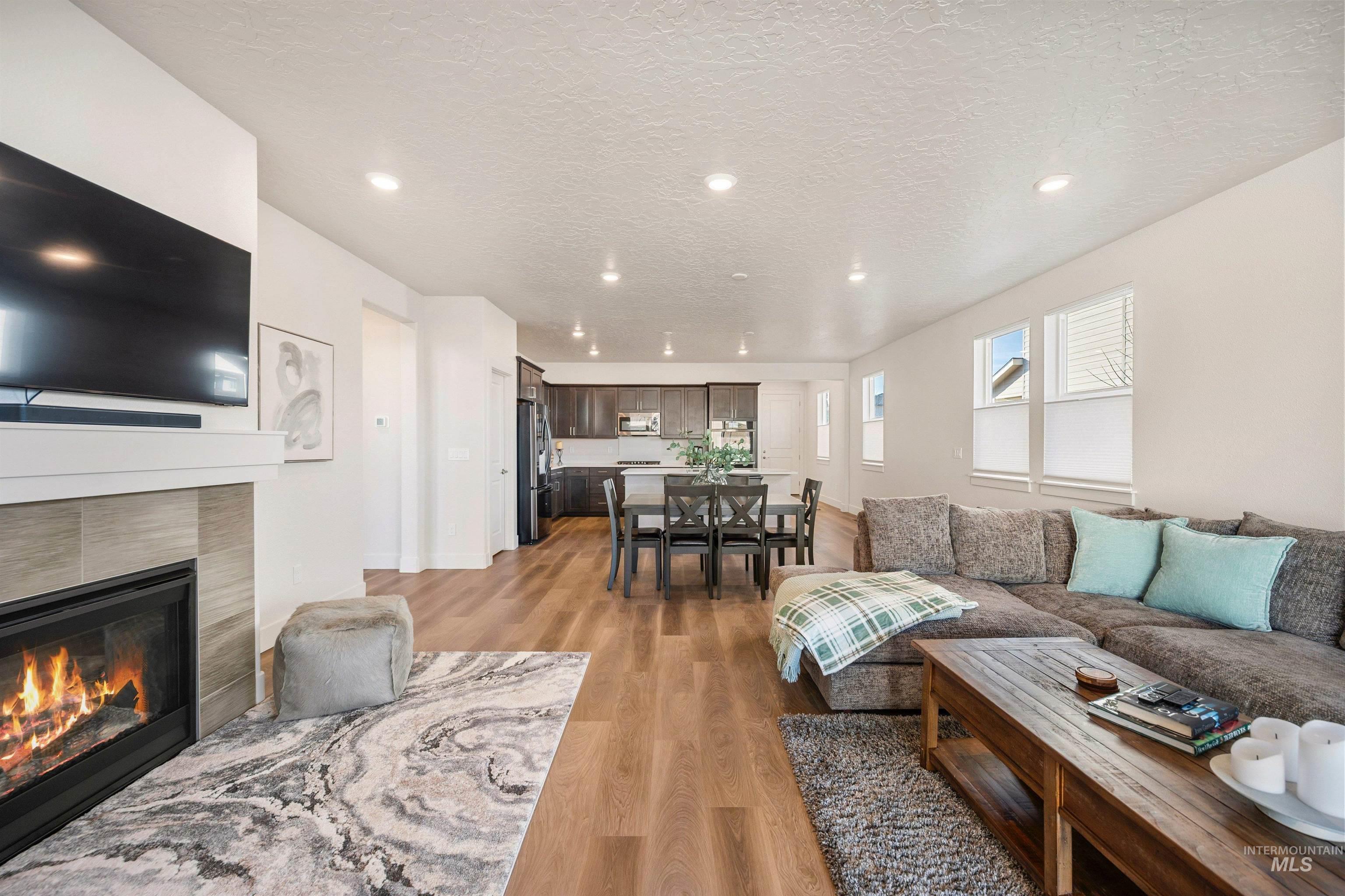 212 E Arimo Street, Meridian, Idaho 83642, 3 Bedrooms, 2 Bathrooms, Residential For Sale, Price $549,000,MLS 98975306