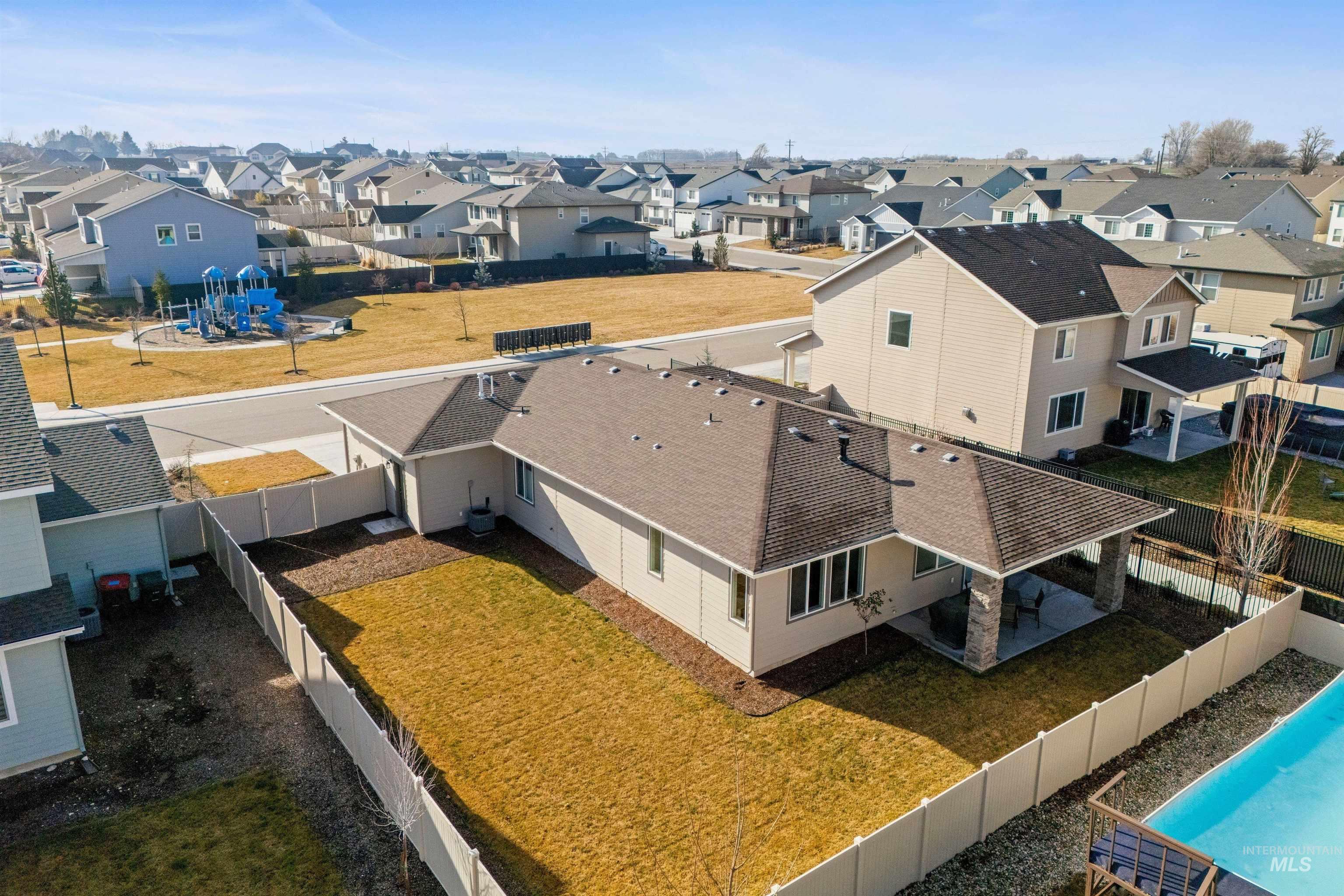 212 E Arimo Street, Meridian, Idaho 83642, 3 Bedrooms, 2 Bathrooms, Residential For Sale, Price $549,000,MLS 98975306