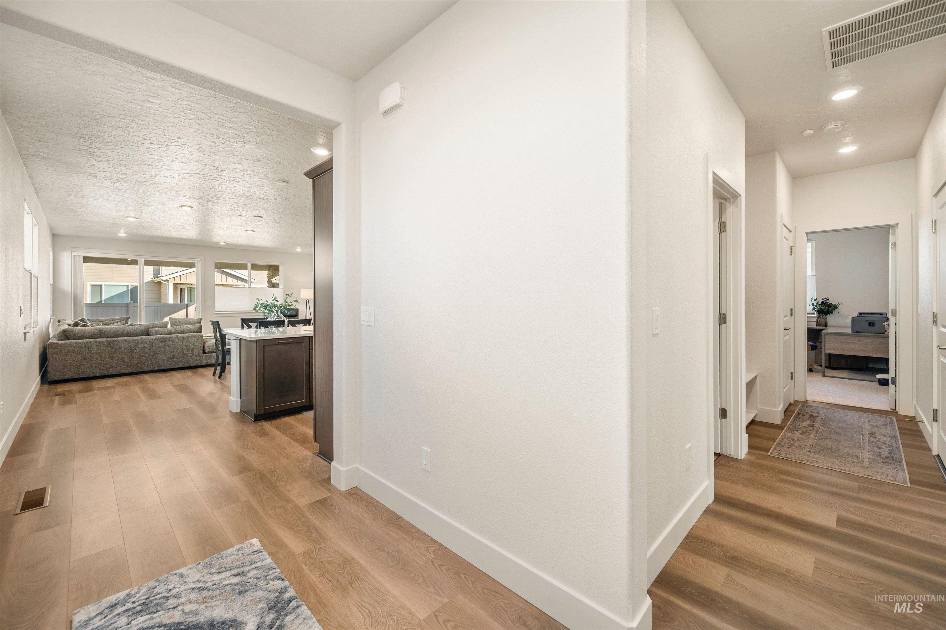 212 E Arimo Street, Meridian, Idaho 83642, 3 Bedrooms, 2 Bathrooms, Residential For Sale, Price $549,000,MLS 98975306