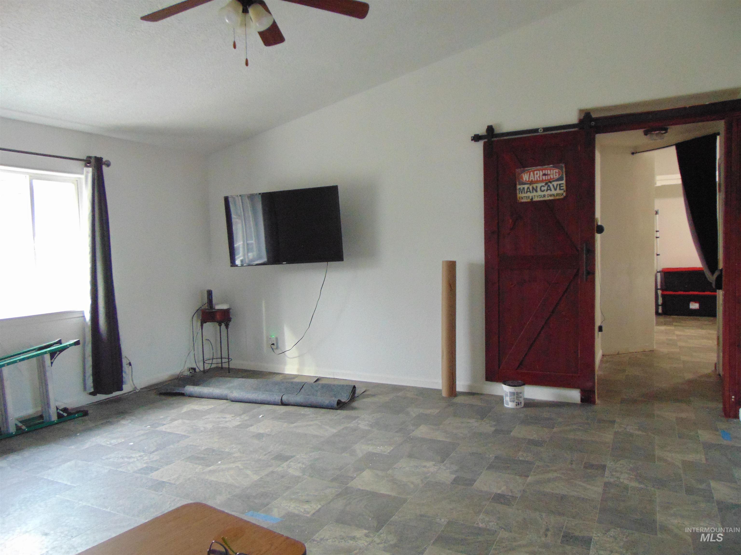 30 Maple Dr., Weiser, Idaho 83672, 3 Bedrooms, 2 Bathrooms, Residential For Sale, Price $399,000, 98975307