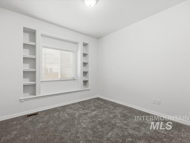 2684 W Lost Rapids, Meridian, Idaho 83646, 4 Bedrooms, 2.5 Bathrooms, Residential For Sale, Price $799,900,MLS 98975309