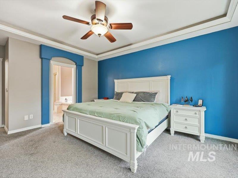 2684 W Lost Rapids, Meridian, Idaho 83646, 4 Bedrooms, 2.5 Bathrooms, Residential For Sale, Price $799,900,MLS 98975309