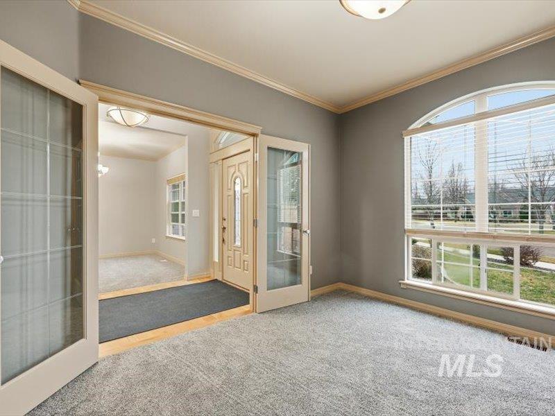 2684 W Lost Rapids, Meridian, Idaho 83646, 4 Bedrooms, 2.5 Bathrooms, Residential For Sale, Price $799,900,MLS 98975309