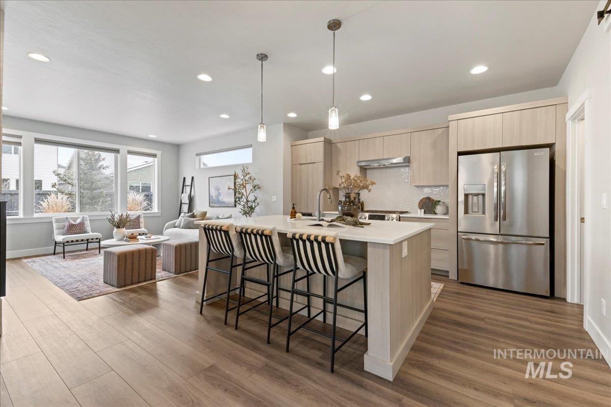 10239 Silversun St, Nampa, Idaho 83687, 4 Bedrooms, 2.5 Bathrooms, Residential For Sale, Price $470,000,MLS 98975310